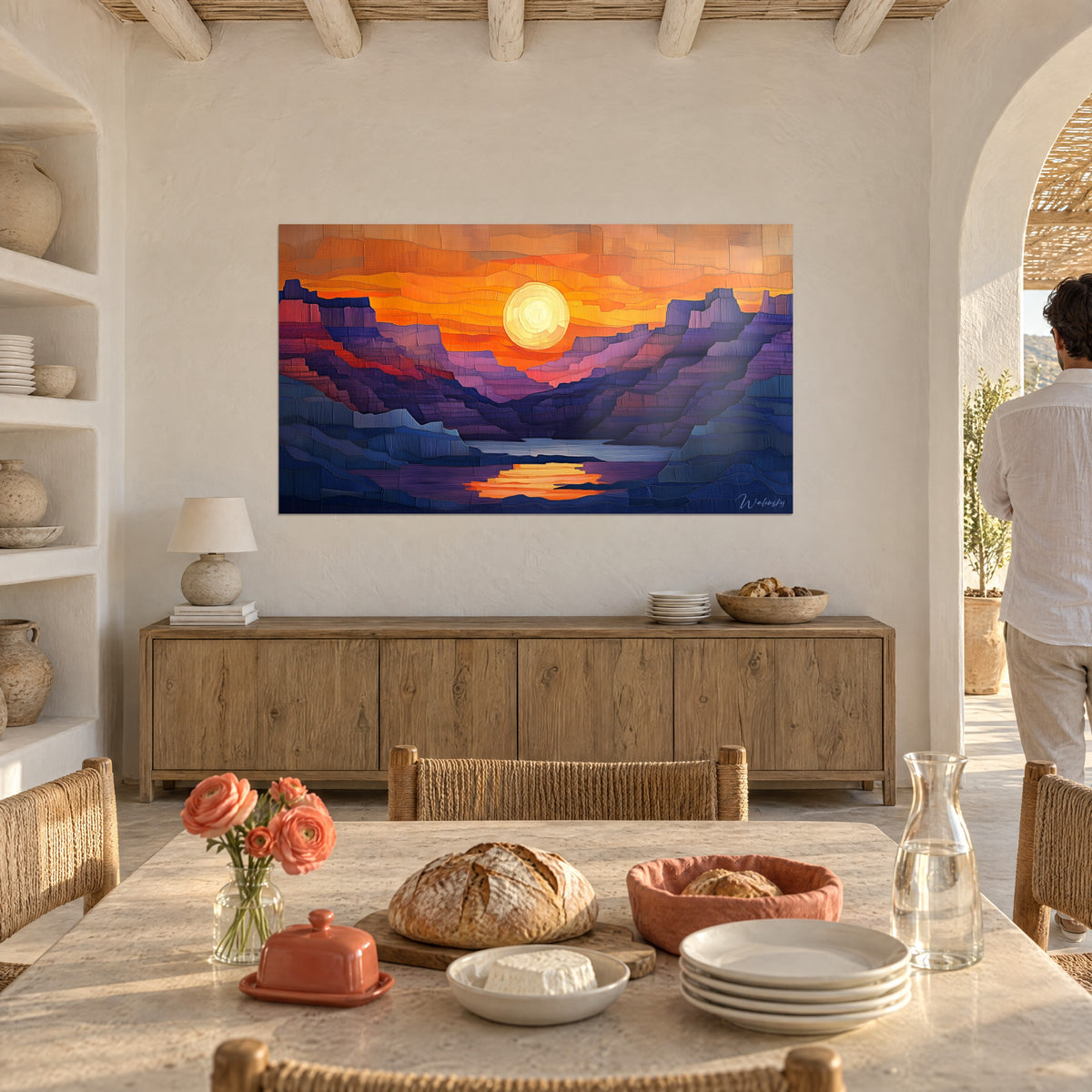 Cuadro de paisaje de gargantas índigo y rosas, disco solar dorado, pareja de espaldas junto a un arco en una estancia abovedada