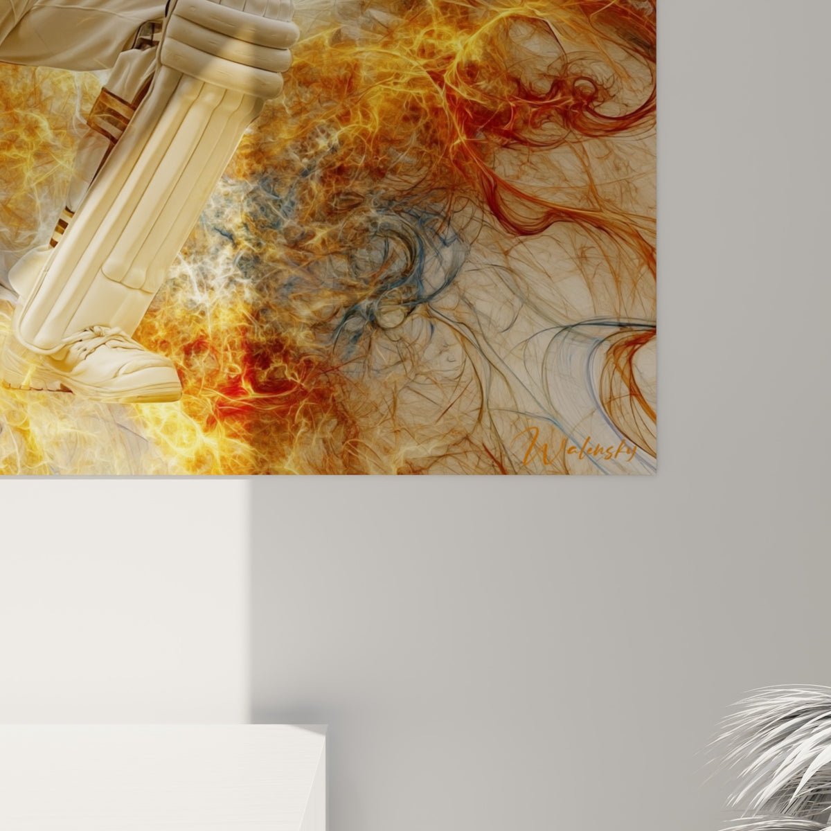 Empâtements dorés et filaments bleu marine se mêlant en gros plan sur la toile texturée du tableau