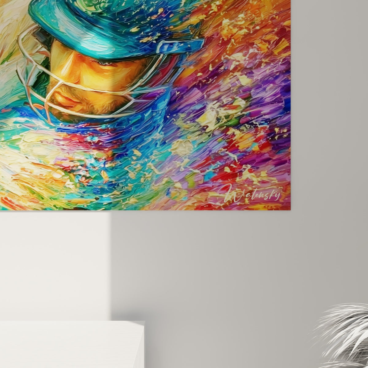 Empâtements épais turquoise, orangé et doré visibles en gros plan sur la toile accrochée