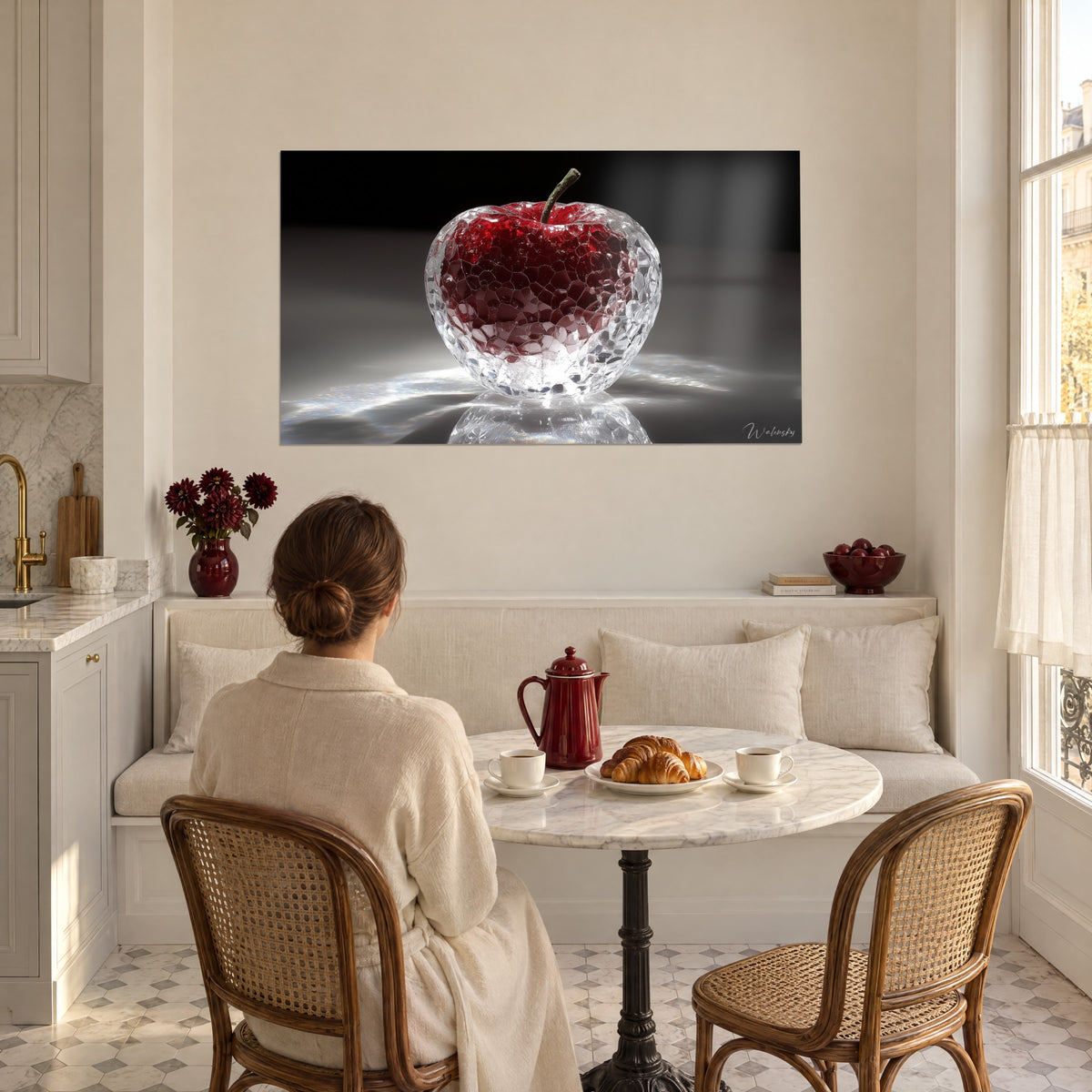Cuadro manzana escarchada con interior púrpura, tallo verde y luz blanca, frente a un banco y una media luna dorada
