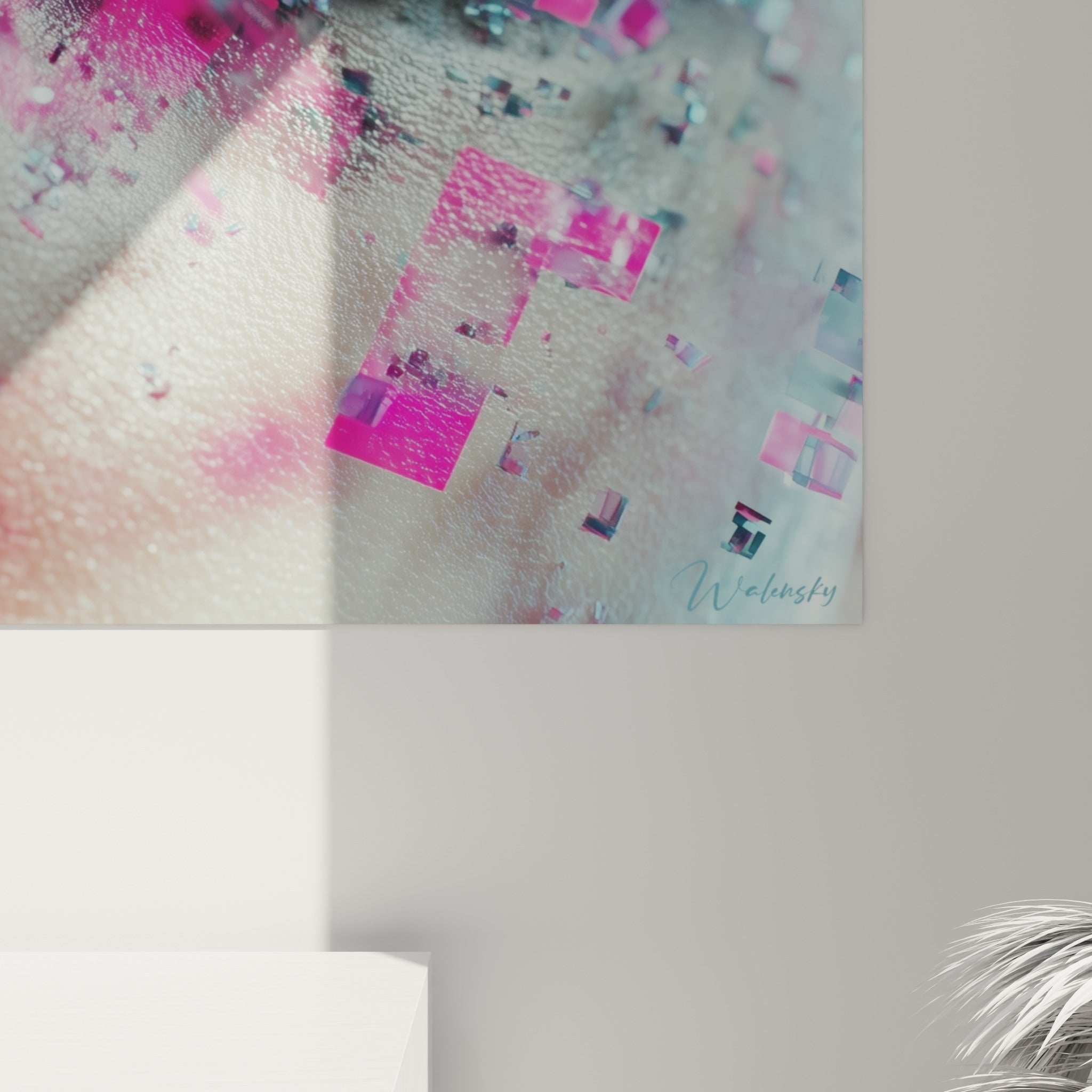 Détail des empâtements roses et texture granuleuse de la peau anthracite sur ce tableau œil bleu Cyberpunk