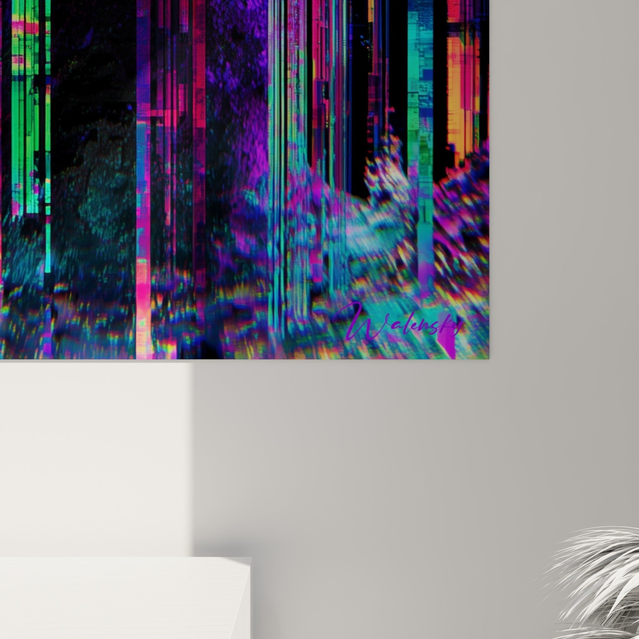 Grain pixelisé rapproché révélant les coulures violettes et roses fusionnées sur la toile