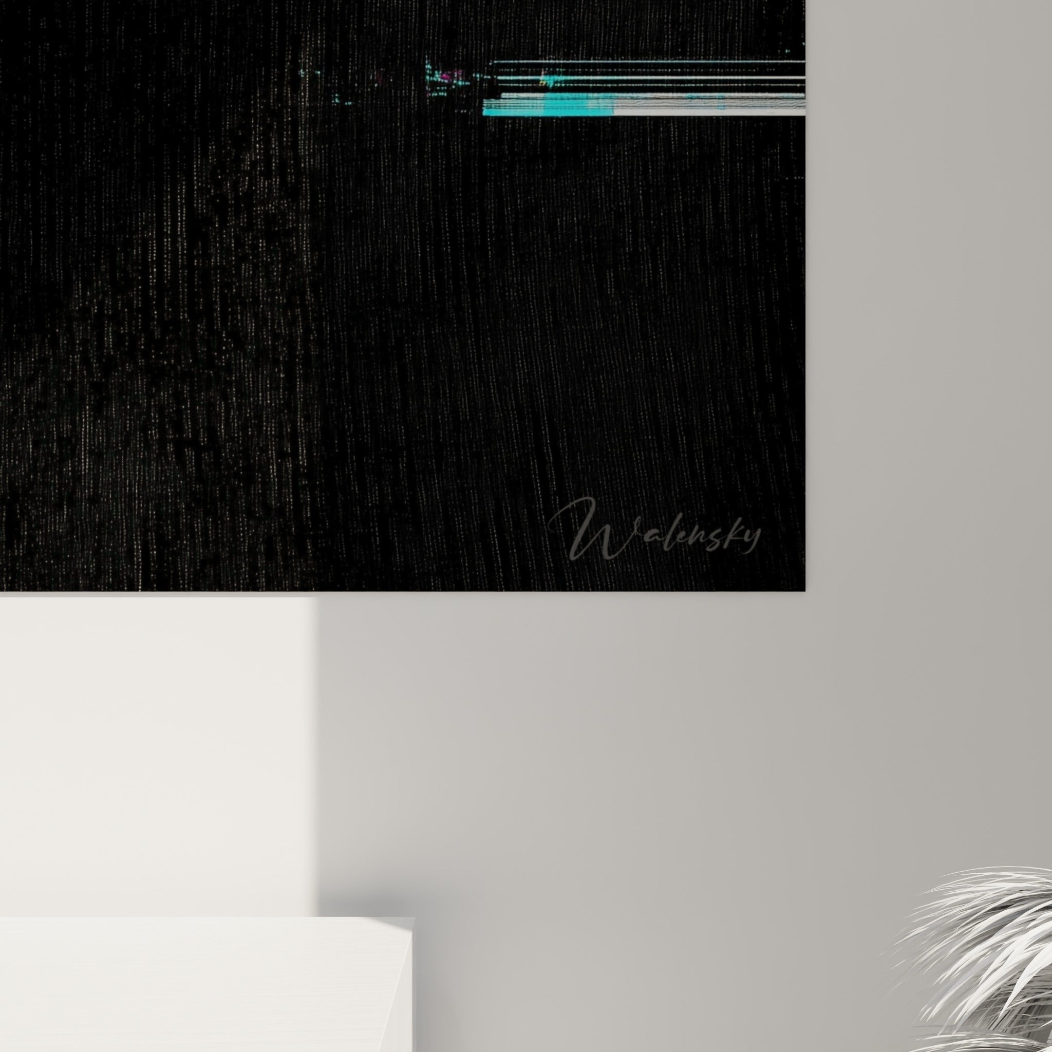 Grain numérique visible avec lignes de balayage grises, éclats magenta et cyan sur la surface imprimée