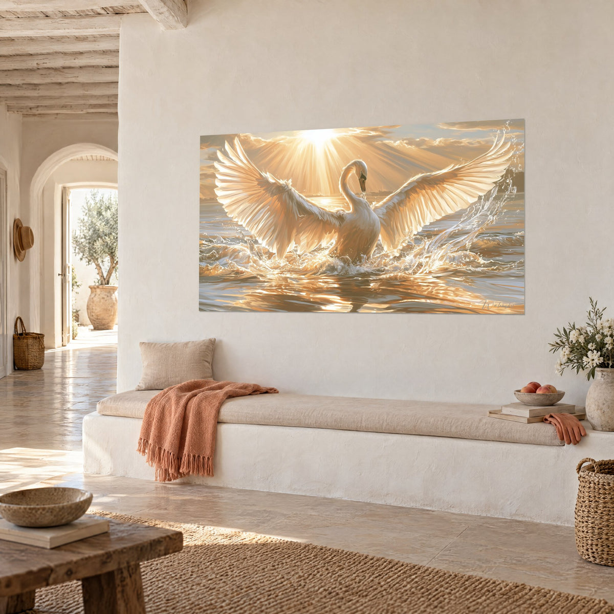 Tableau oiseau nacré jaillissant des vagues cuivrées, rayons d'or dans le ciel, sur un mur chaulé près d'une banquette au plaid corail