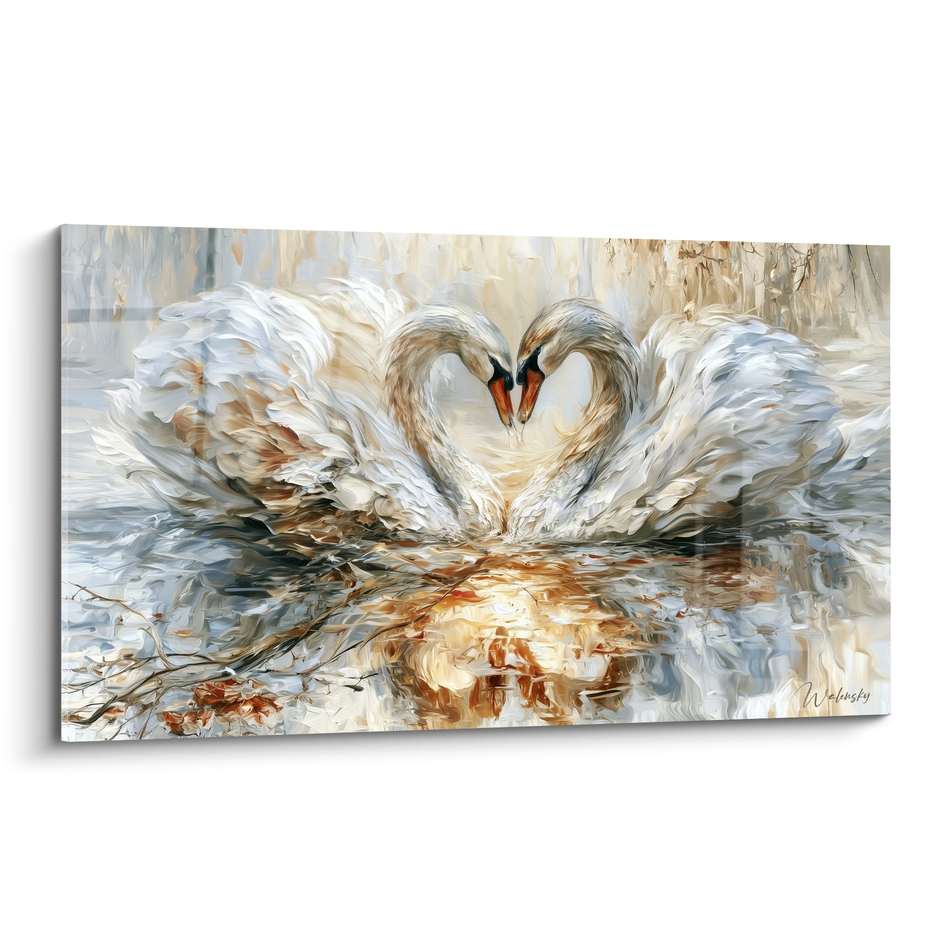Deux cygnes blancs forment un cœur avec leurs cous, reflets dorés et bruns sur l'eau calme
