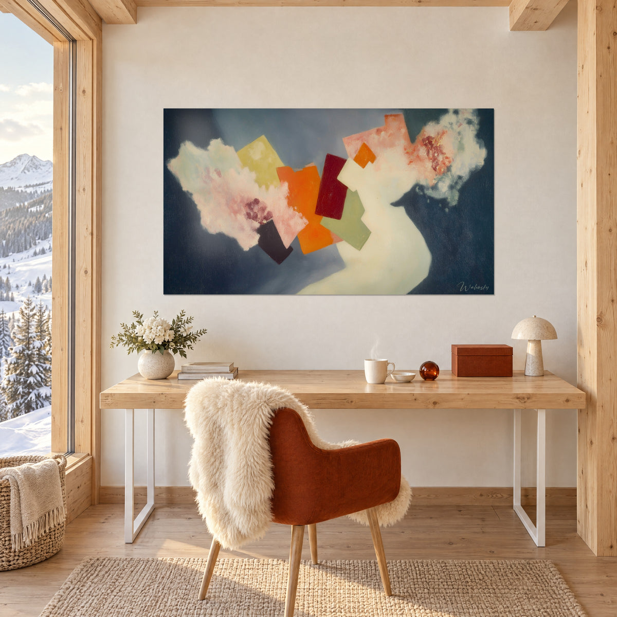 Quadro astrazione con volute bianco sporco e rettangoli arancio, appeso sopra una scrivania e una poltrona ruggine