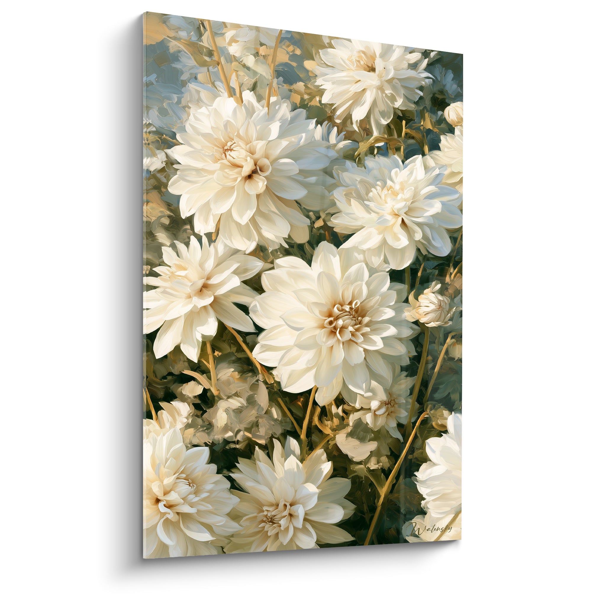 Dahlias blancs aux cœurs dorés et tiges ocre peints en plein cadre sur fond vert sauge