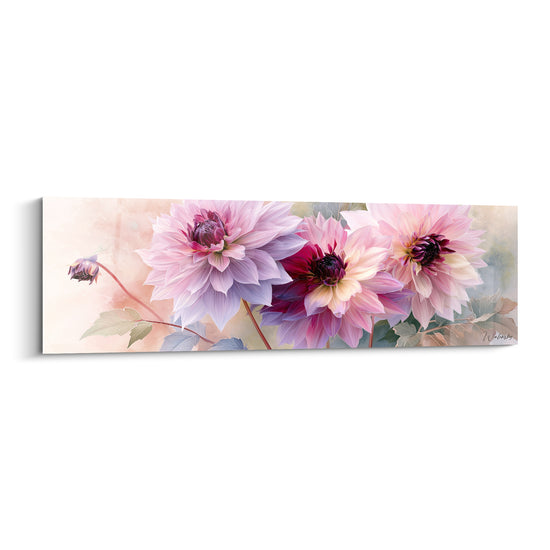 Dahlias mauve et pourpre aux pétales délicats peints en camaïeu rose et lavande
