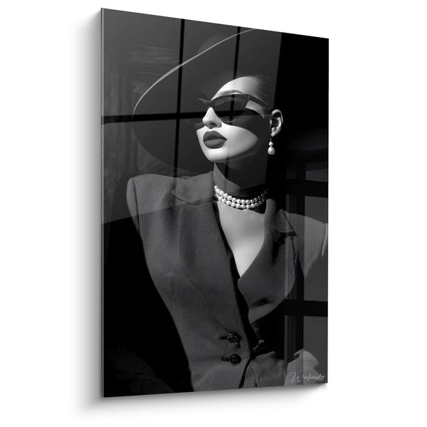 Cuadro Dama con Gafas - Elegancia Moderna - edición moda blanco y negro