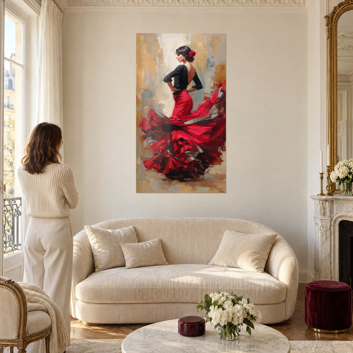 Tableau danseuse flamenca en robe rouge écarlate et haut noir, volants peints au couteau, femme de dos au-dessus d'un canapé dans un salon lumineux