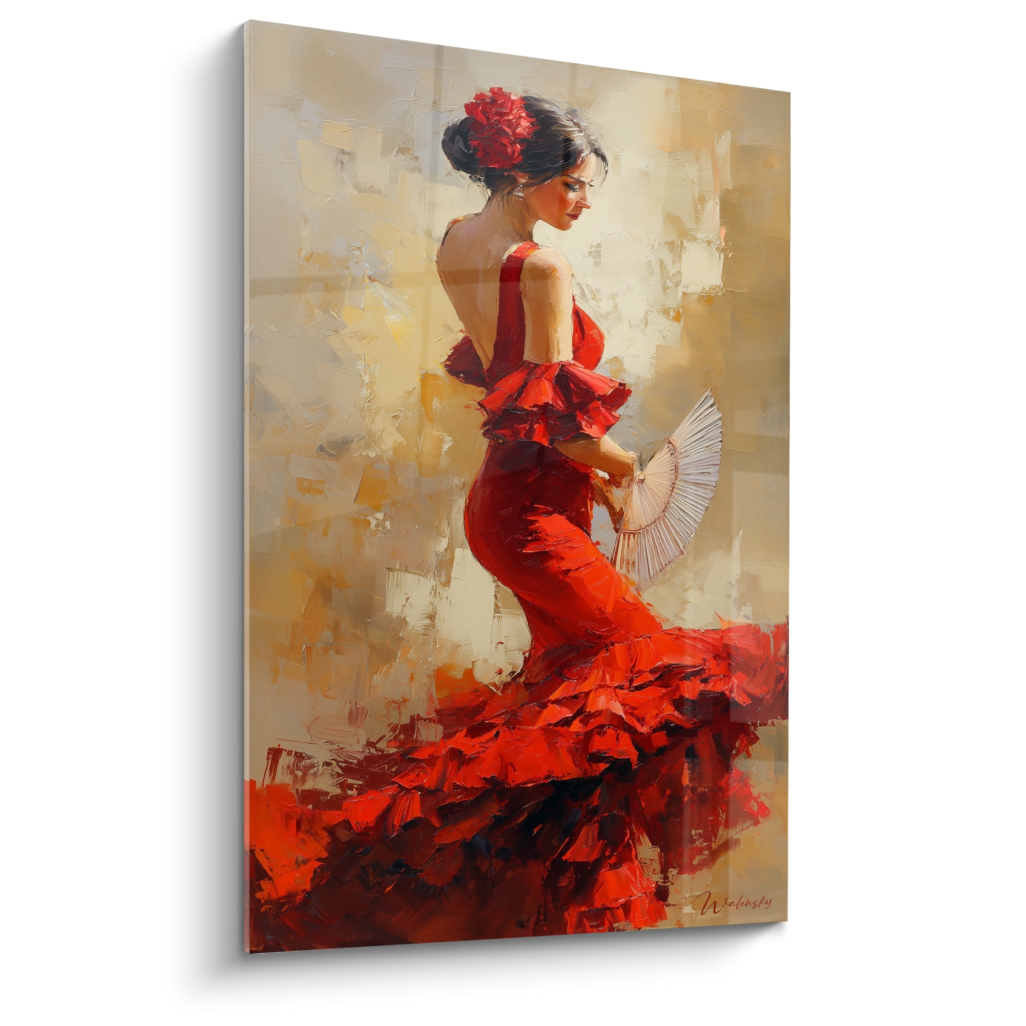 Danseuse de flamenco en robe rouge à volants, éventail blanc en main, fond beige texturé