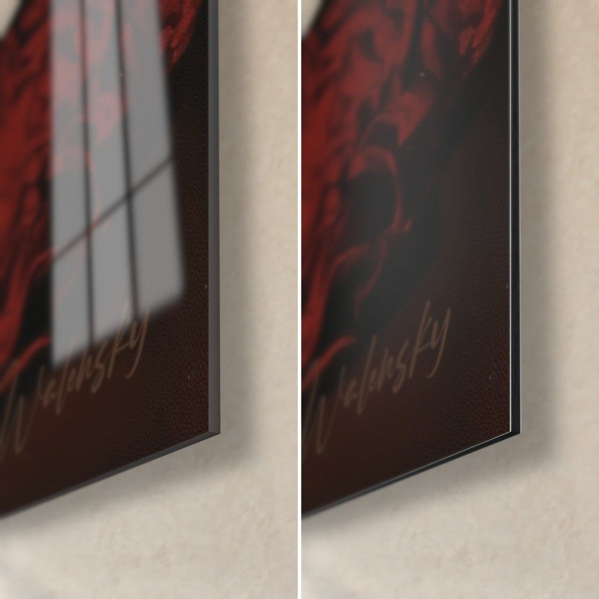 Tableau femme en robe rouge dos nu, coin bas droit: verre brillant aux reflets de fenêtre, Dibond mat noir, tranche de 3 mm