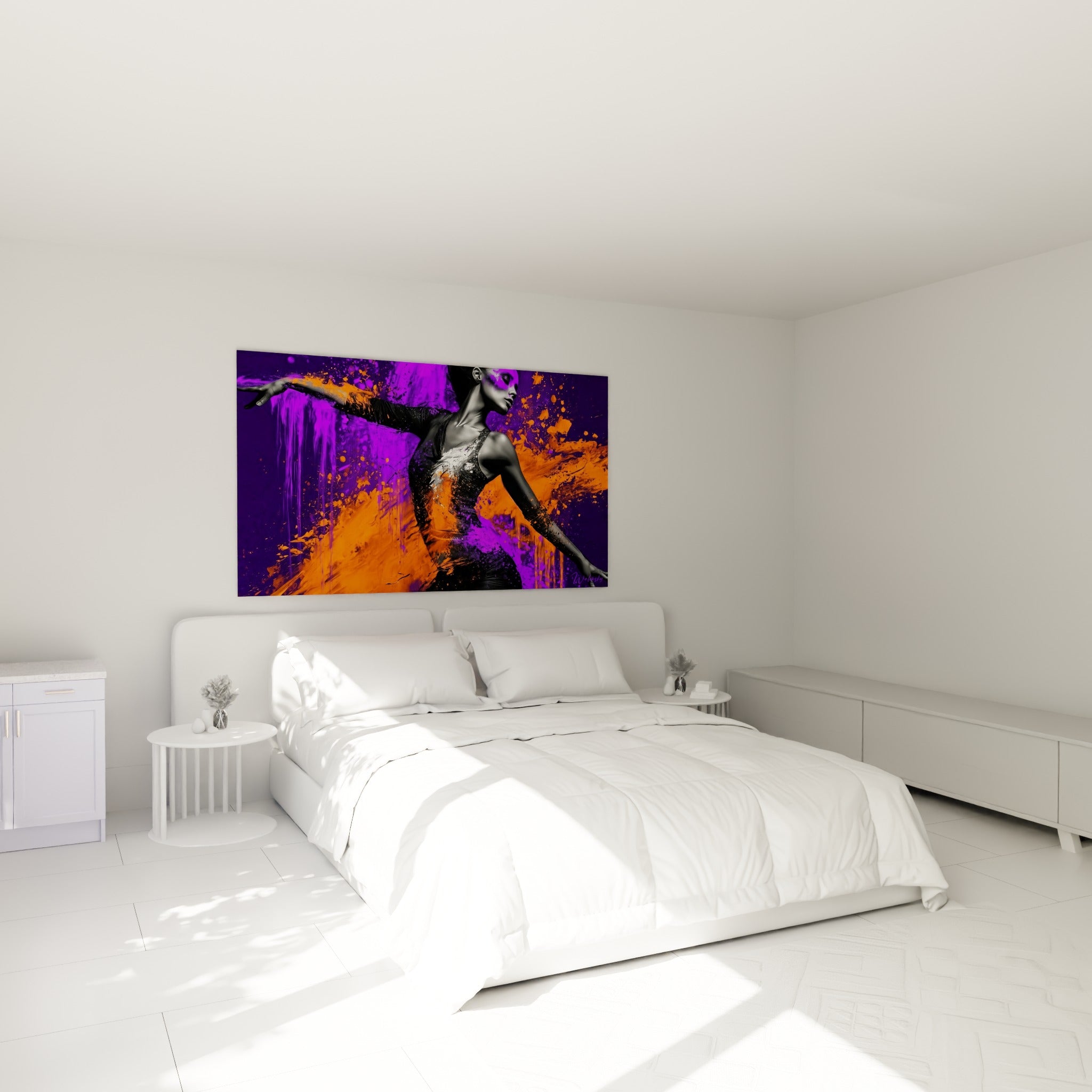 Silhouette violette et orange de la danseuse abstrait, au-dessus d'un lit dans une chambre claire