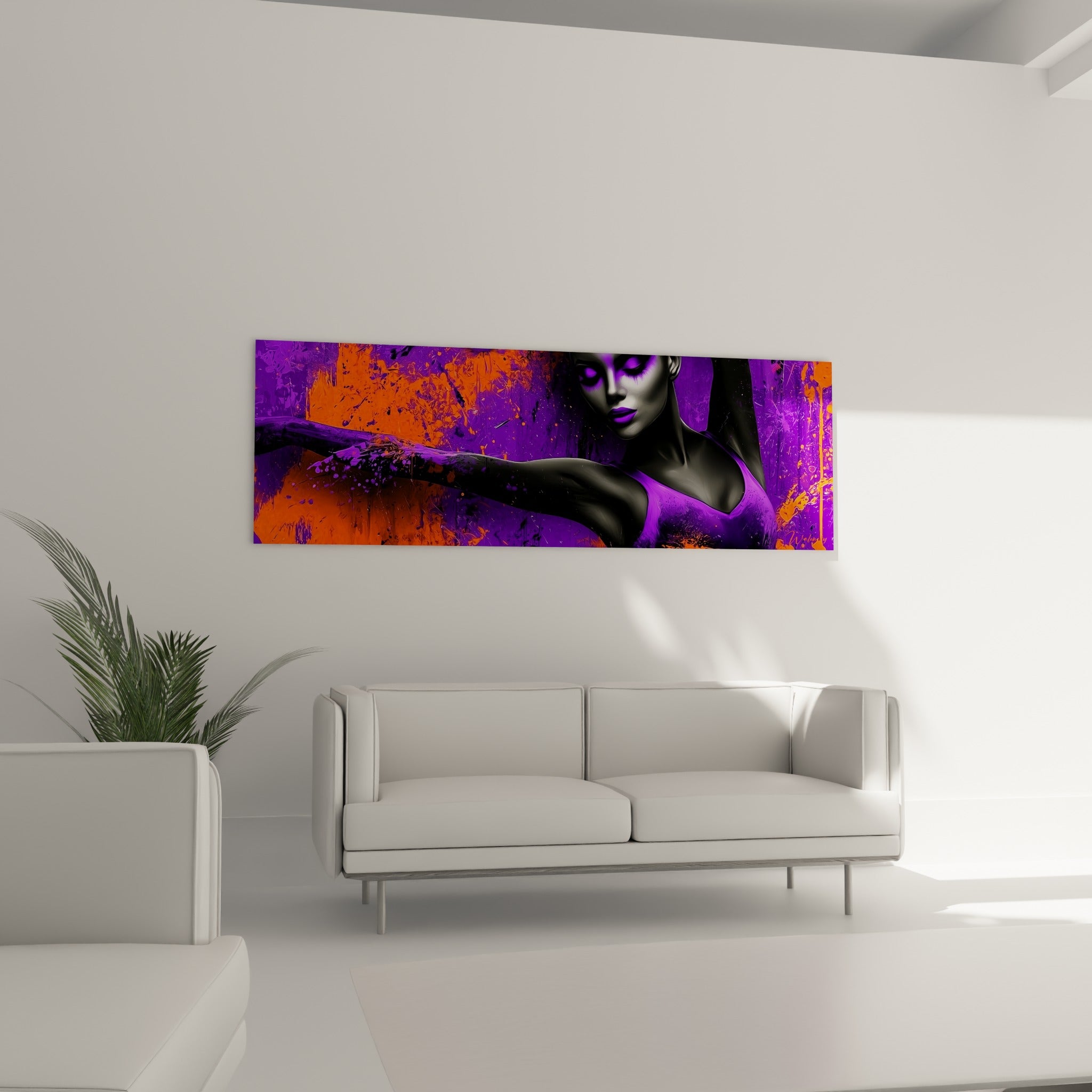 Figure de danseuse en noir et violet, coulures orange dynamiques, suspendue au-dessus d'un canapé dans un salon lumineux