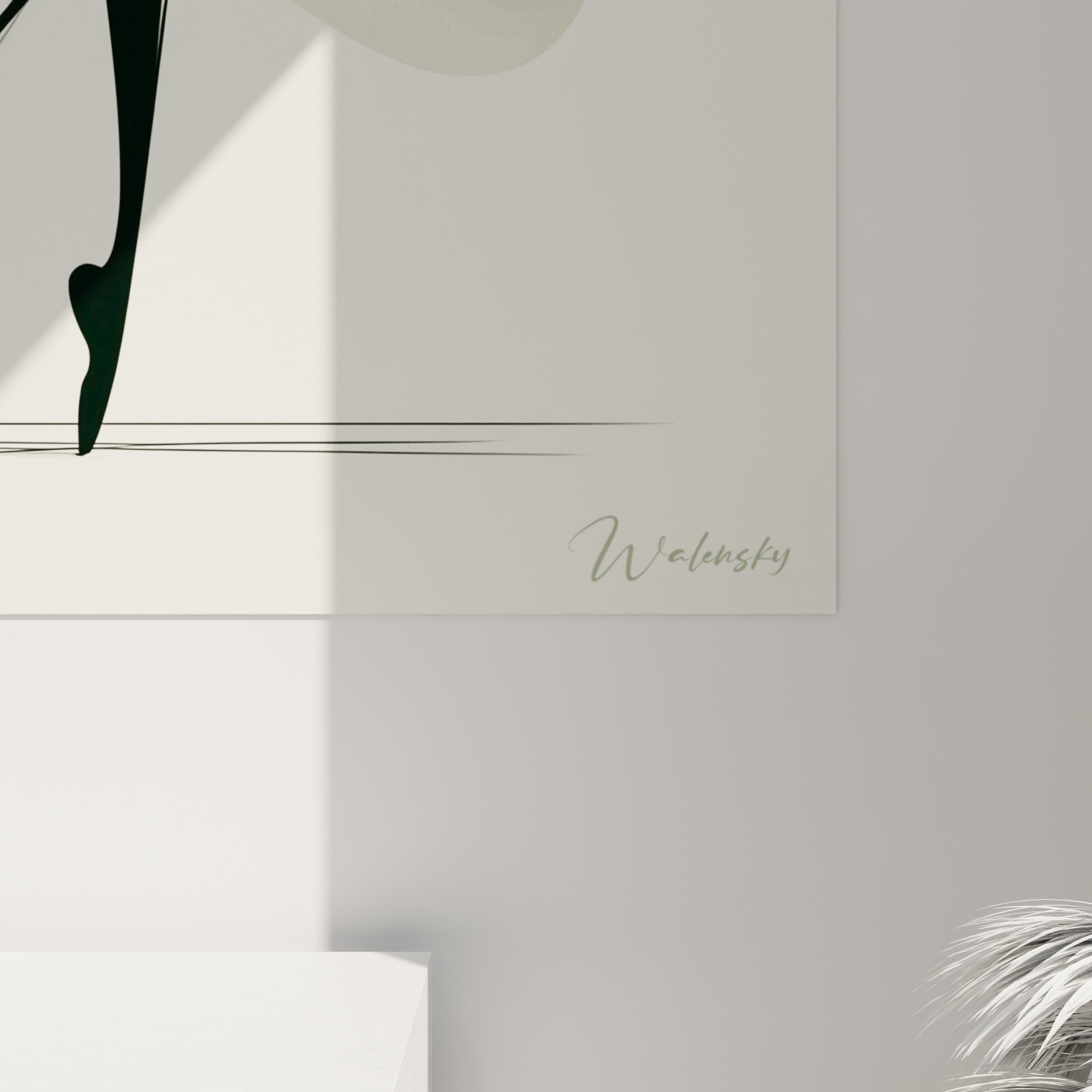 Détail du trait fin blanc et des nuances vert sauge sur la jupe de la danseuse abstraite