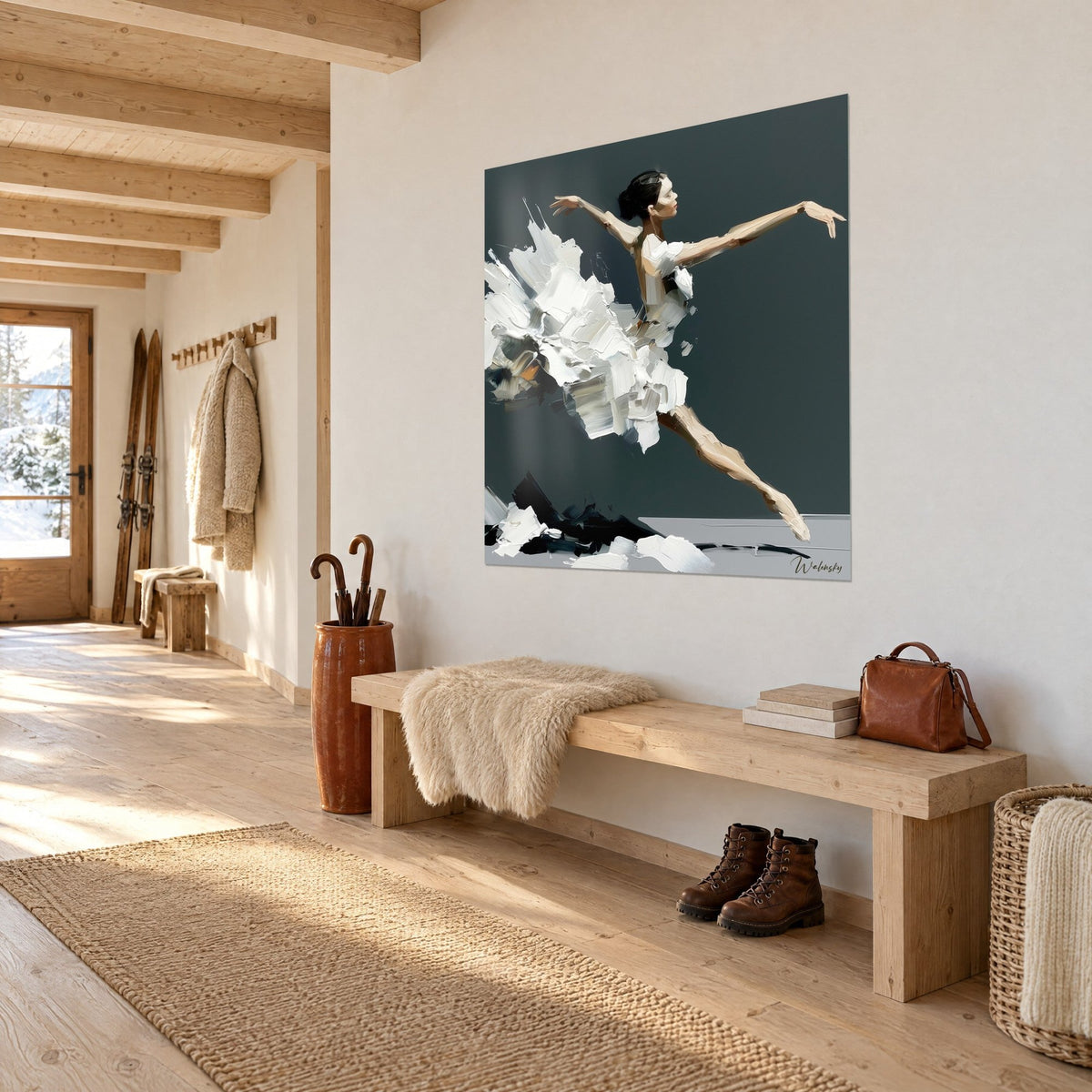 Tableau ballerine jambe tendue en extension, bras ouverts, coups de couteau blancs et noirs, dans l'entrée d'un chalet