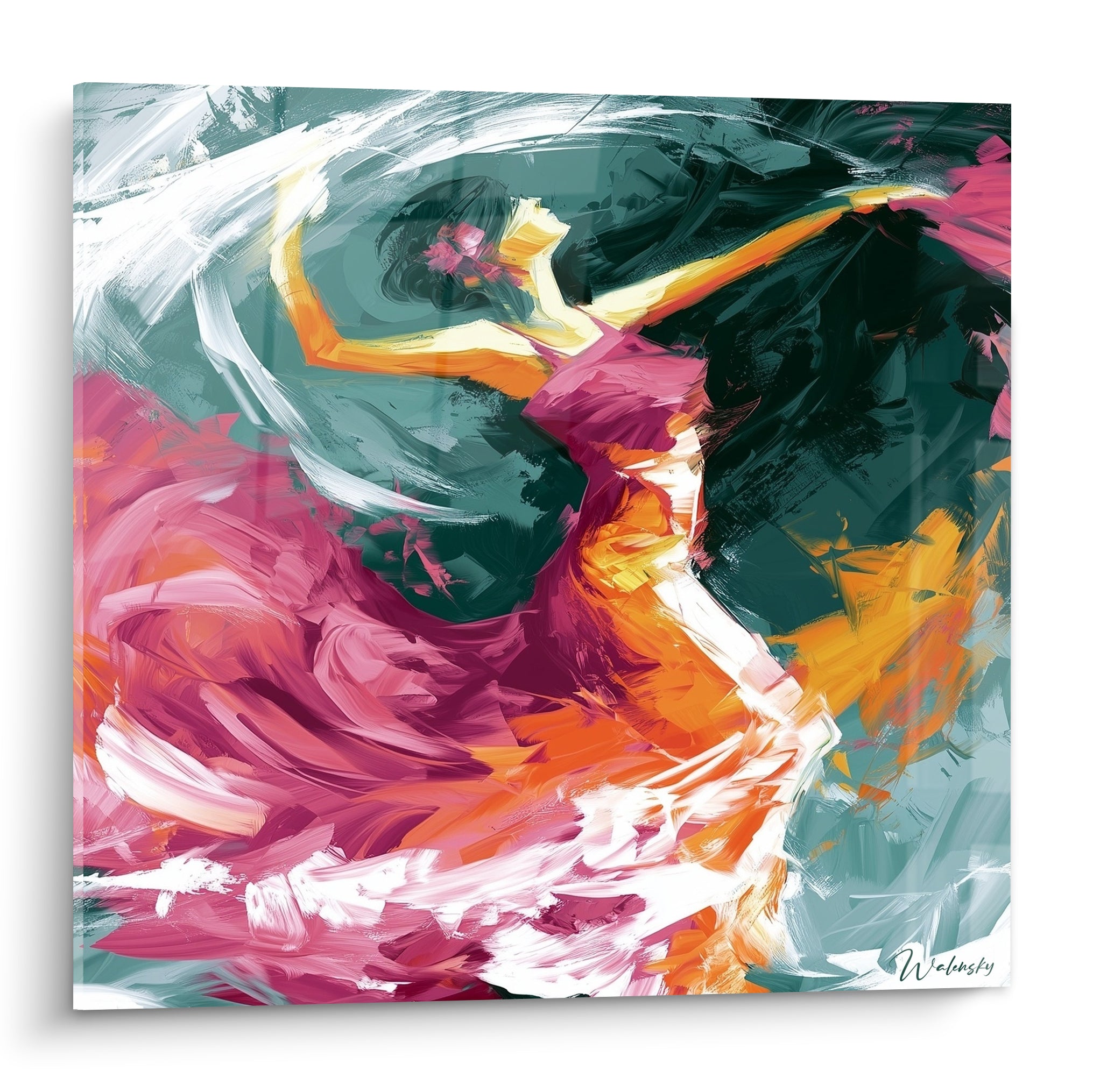 Danseuse abstrait en robe fuchsia et orange, geste tournoyant sur fond vert sombre peint