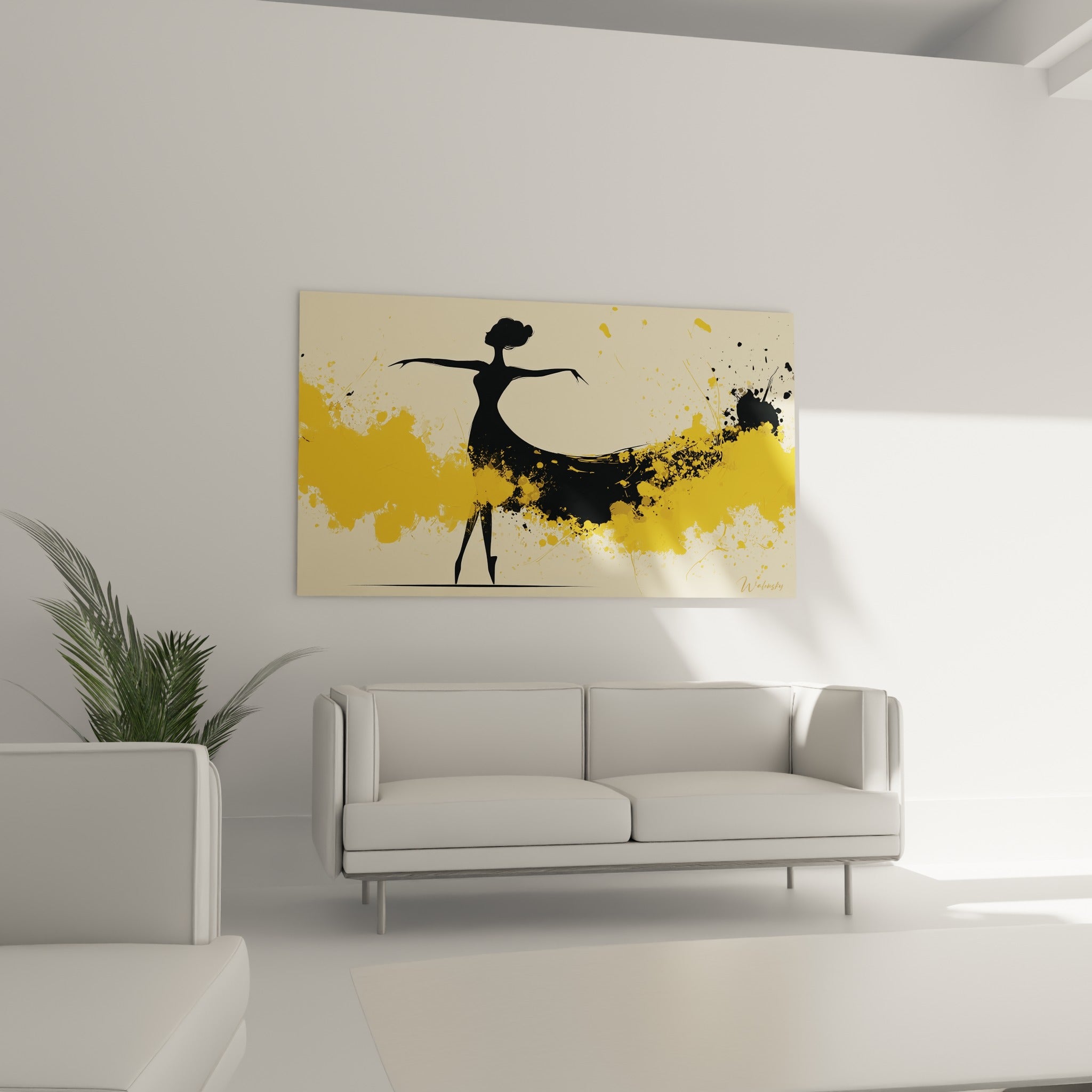 Ballerine graphique noire et jaune moutarde, robe en mouvement, au-dessus d'un canapé dans un salon lumineux