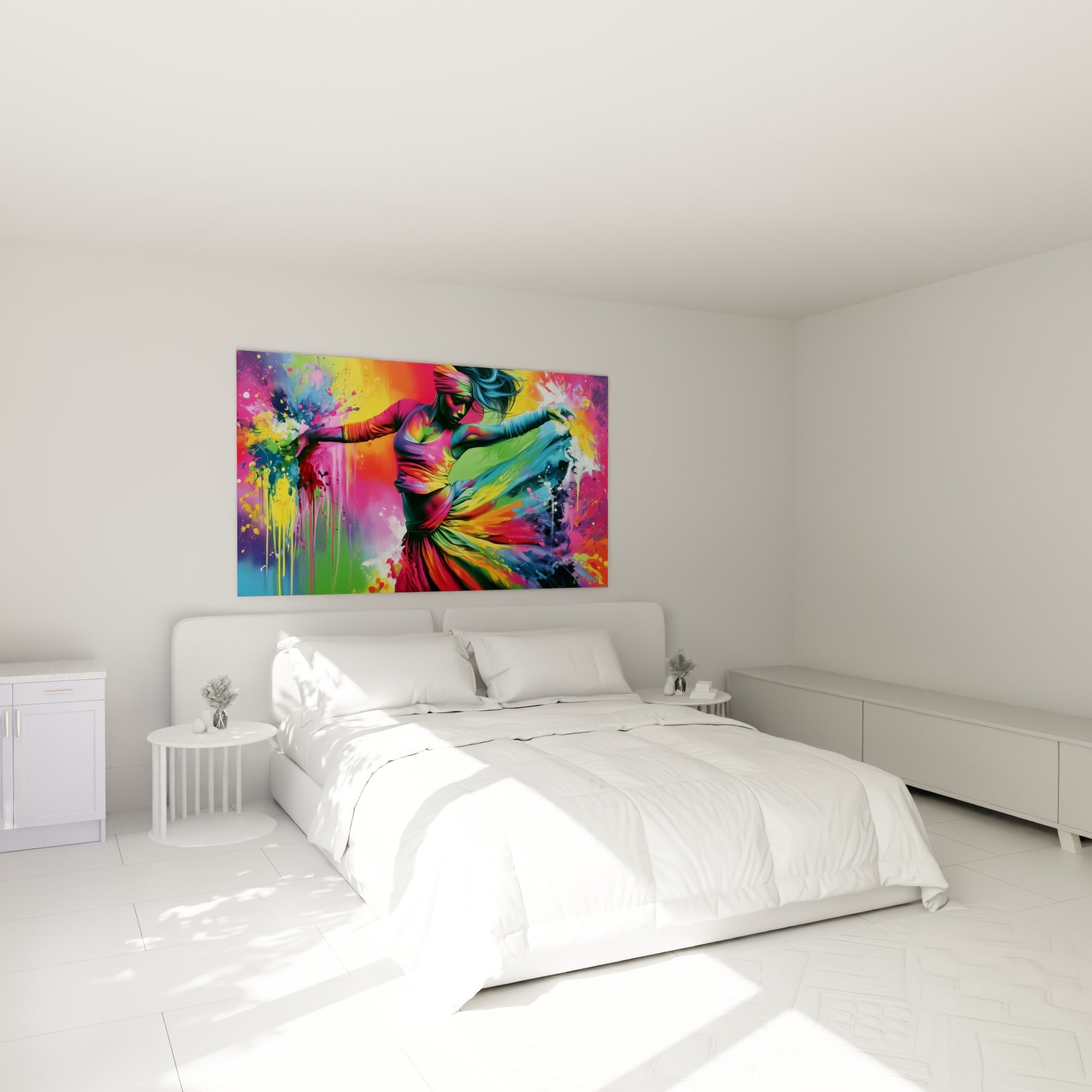 Silhouette tournante aux teintes bleu et rose vif, danseuse abstrait au-dessus d'un lit dans une chambre claire