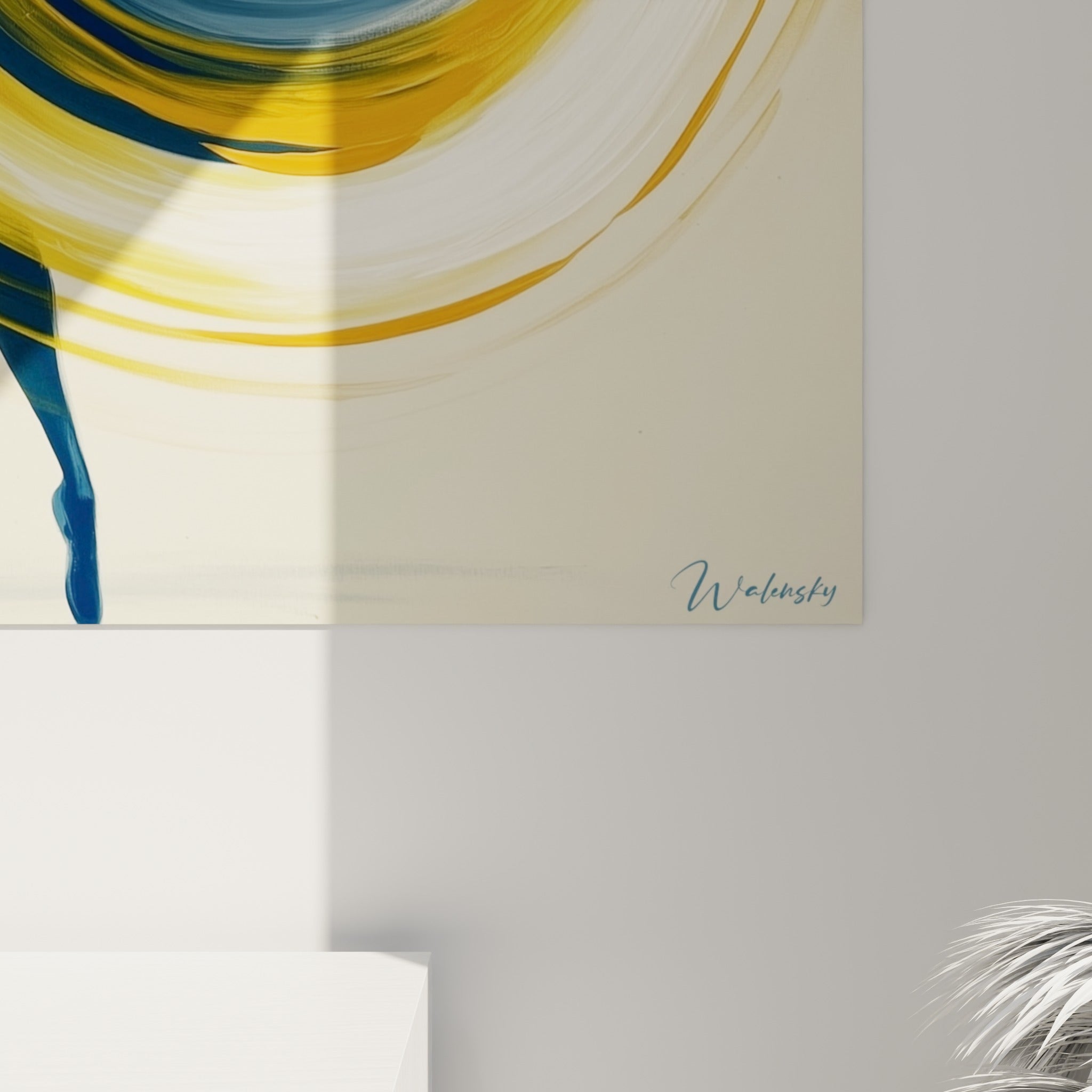Empâtements et coulures dorées du tourbillon, où le bleu marine et le jaune ocre se fondent en gros grain