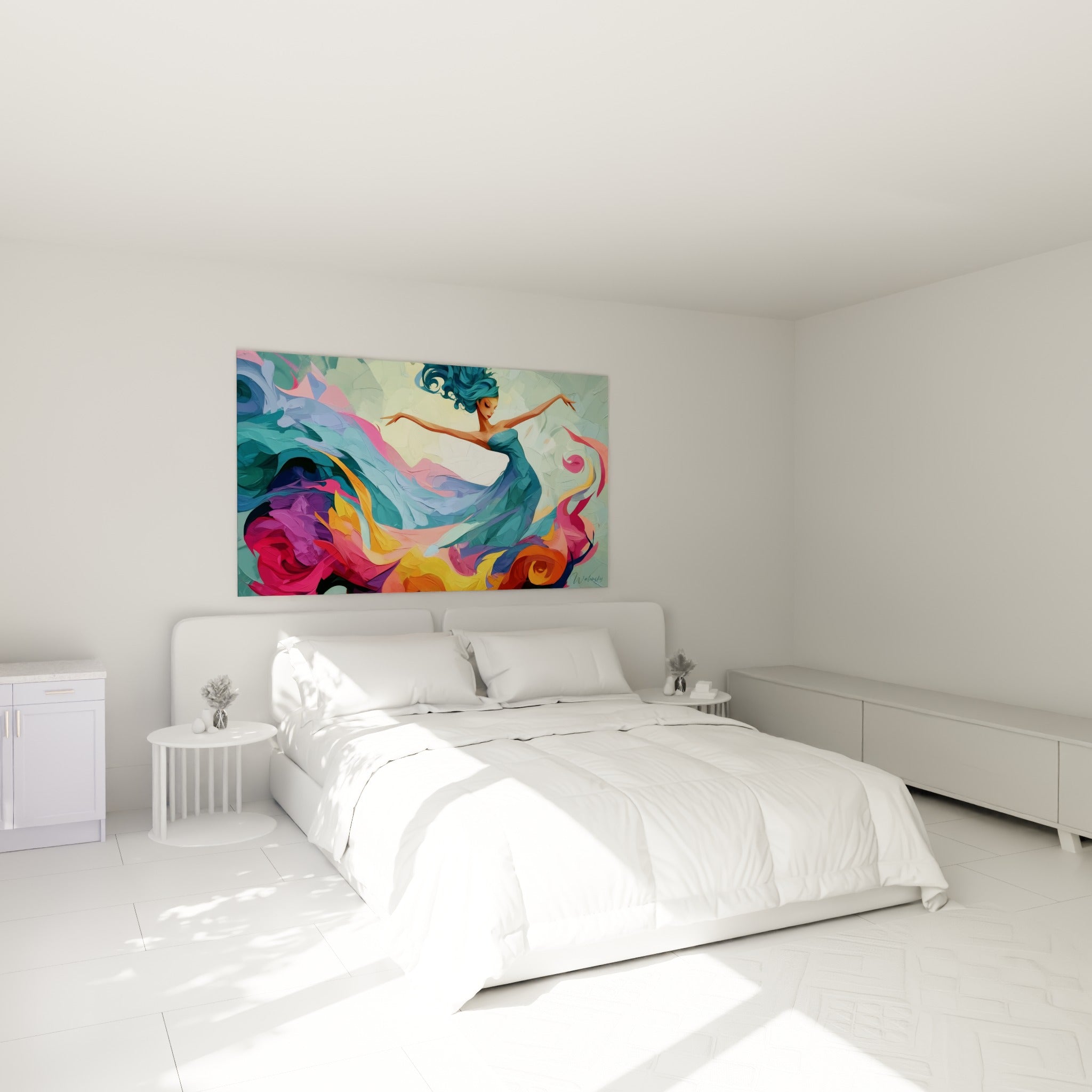 Silhouette dansante en robe bleu pétrole et orangée accrochée au-dessus d'un lit dans une chambre claire