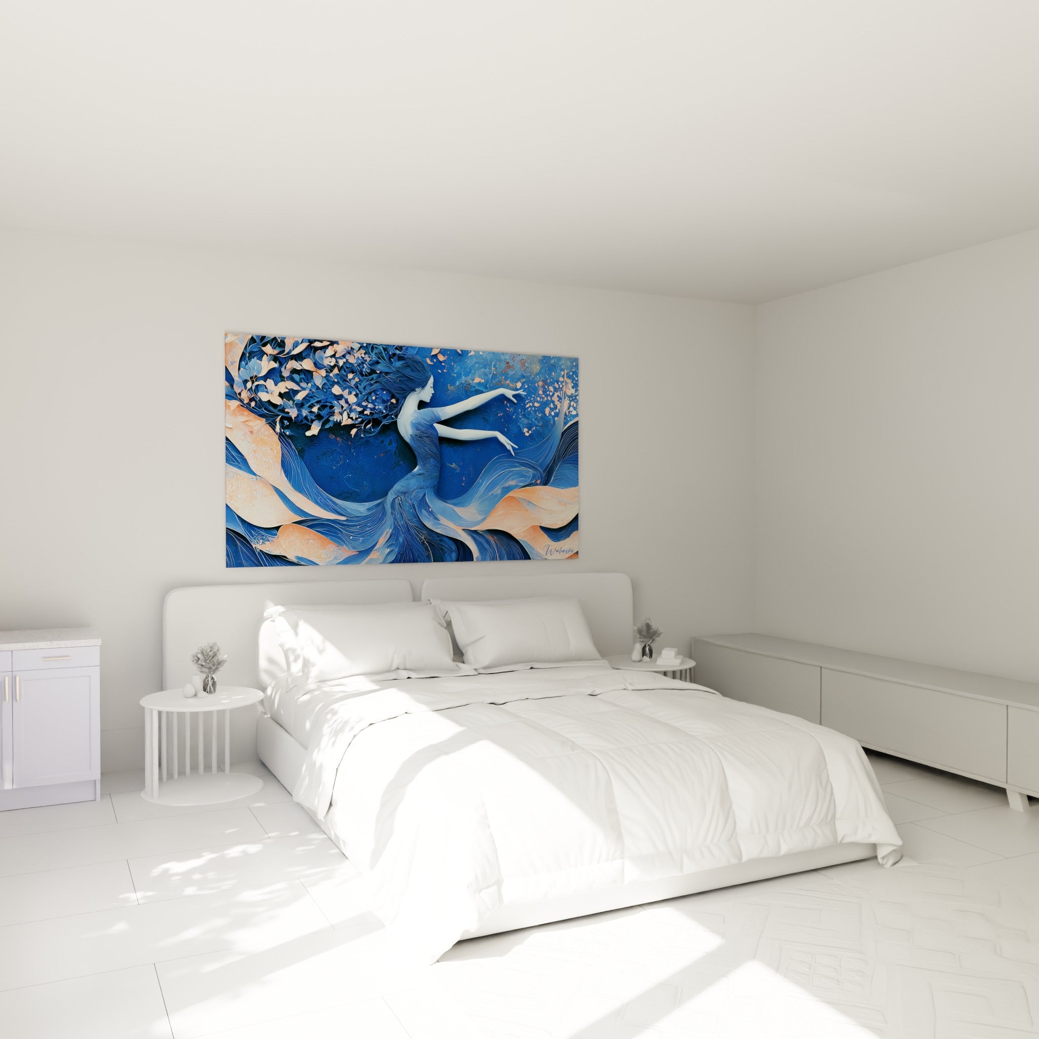 Silhouette gracieuse bleu marine et corail pêche accrochée au-dessus d'un lit dans une chambre claire