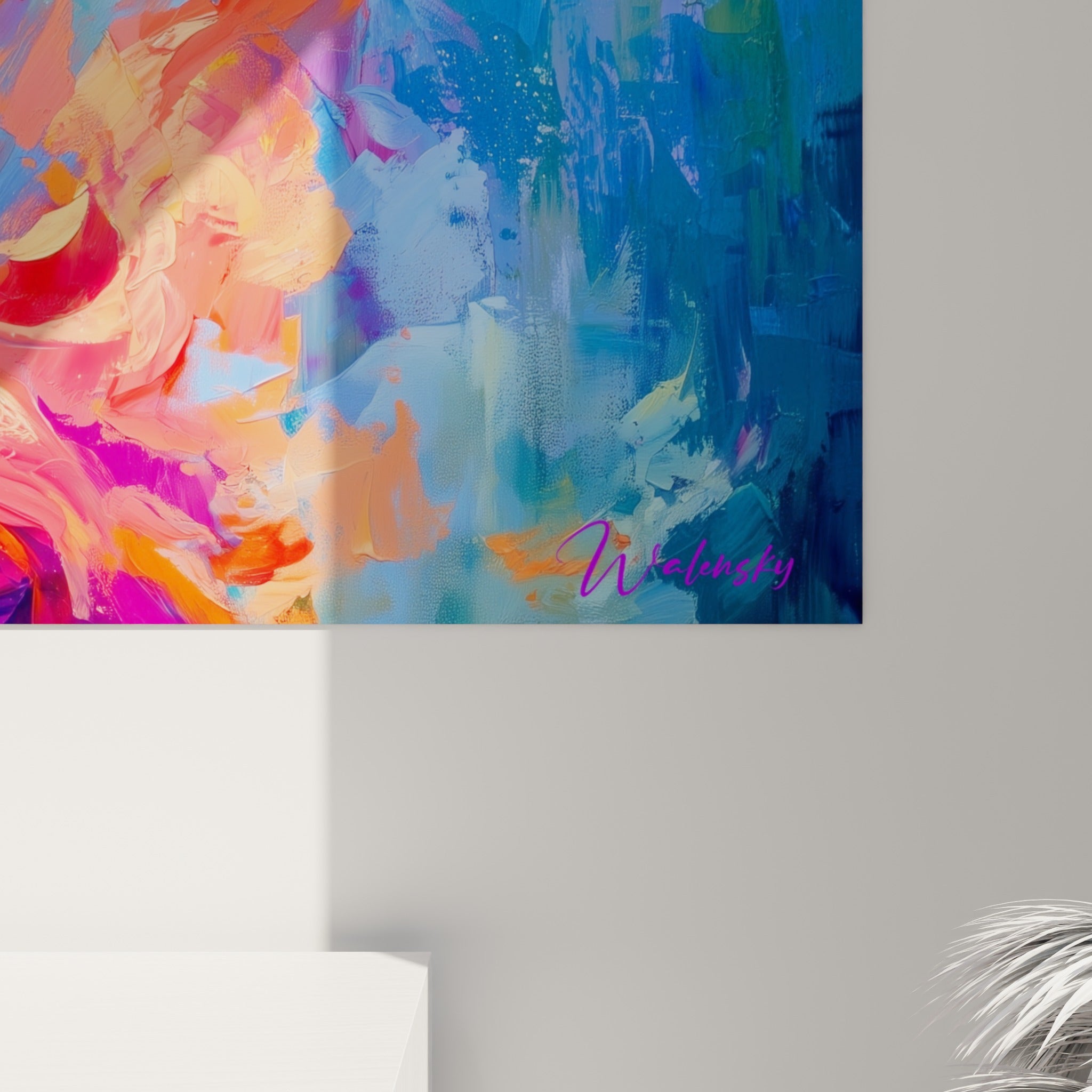 Empâtements de bleu pastel et coulures orange se mêlant en gros plan, matière texturée au couteau à peindre