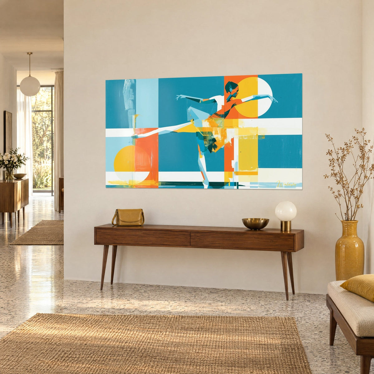 Tableau ballerine stylisée au tutu d'éclats jaunes, bandes blanches et aplats orange sur bleu, console en bois, trois-quarts
