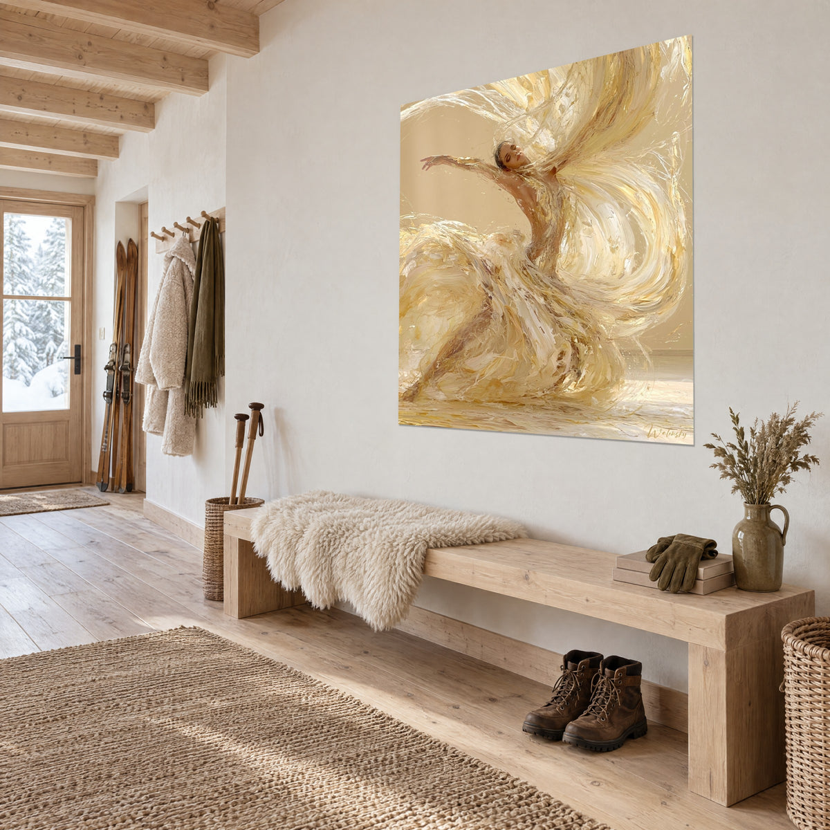 Schilderij ballerina in romige, goudkleurige stoffentextuur, gebogen bovenlichaam, driekwartaanzicht in de entree van een chalet