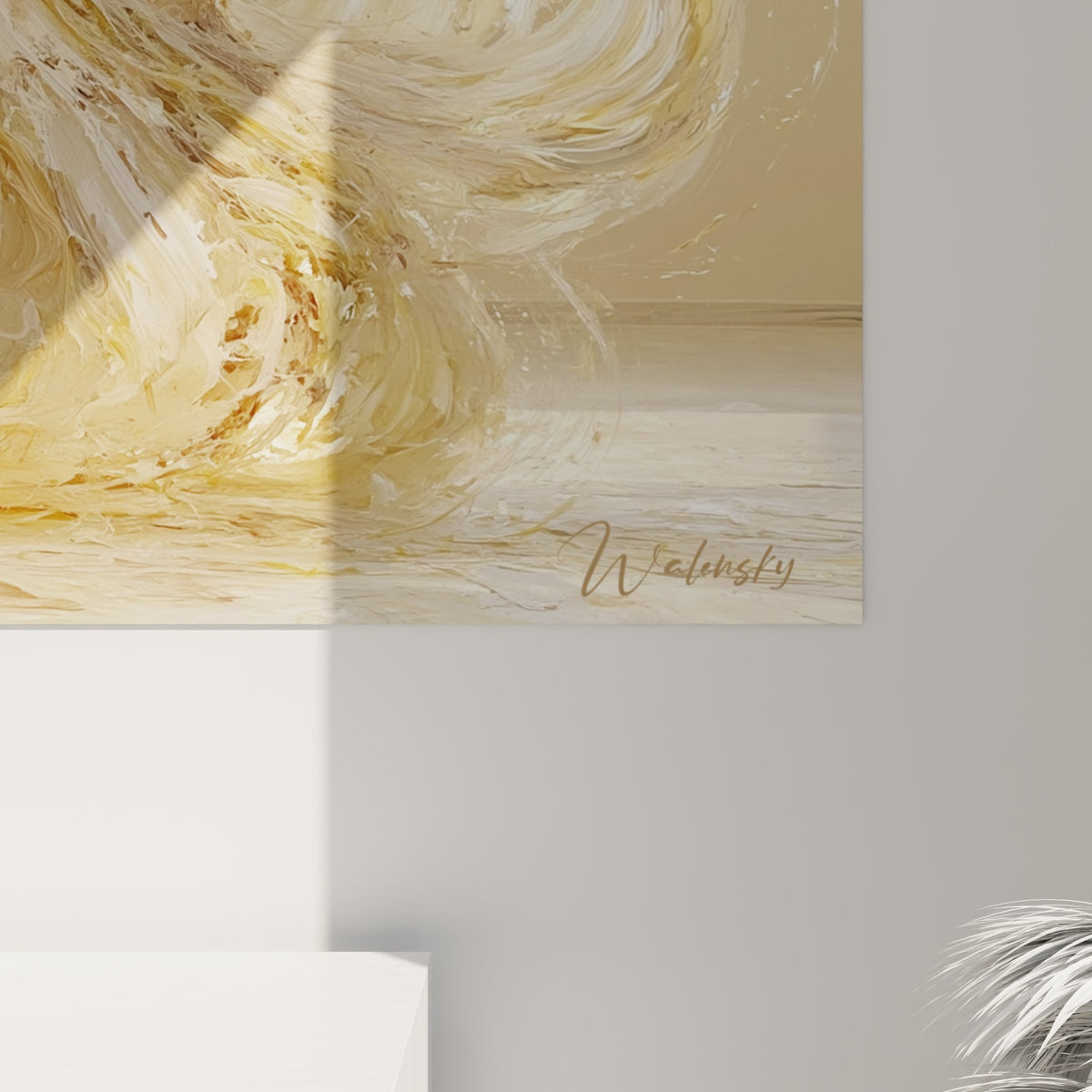 Empâtements dorés et crème se mêlant en coulures épaisses, matière relief de la peinture au couteau visible