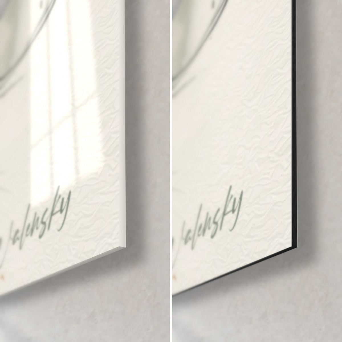 Tableau visages peints en aquarelle beige et vert, coin bas droit avec signature, verre acrylique brillant et Dibond mat
