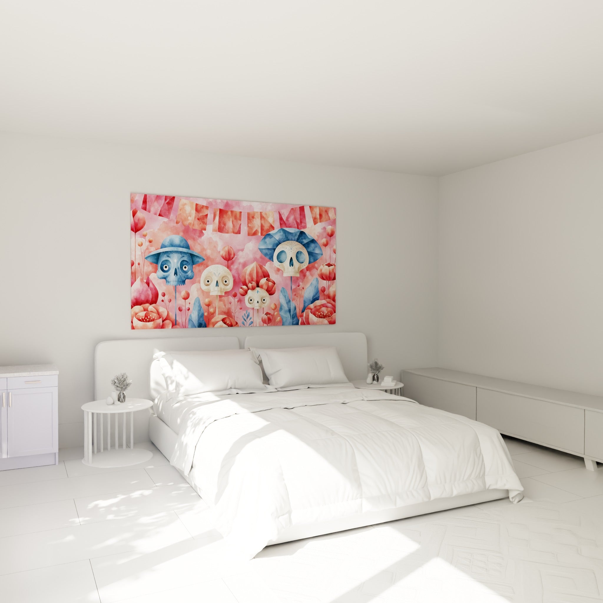 Calaveras roses et bleues entourées de pivoines corail, au-dessus d'un lit dans une chambre claire