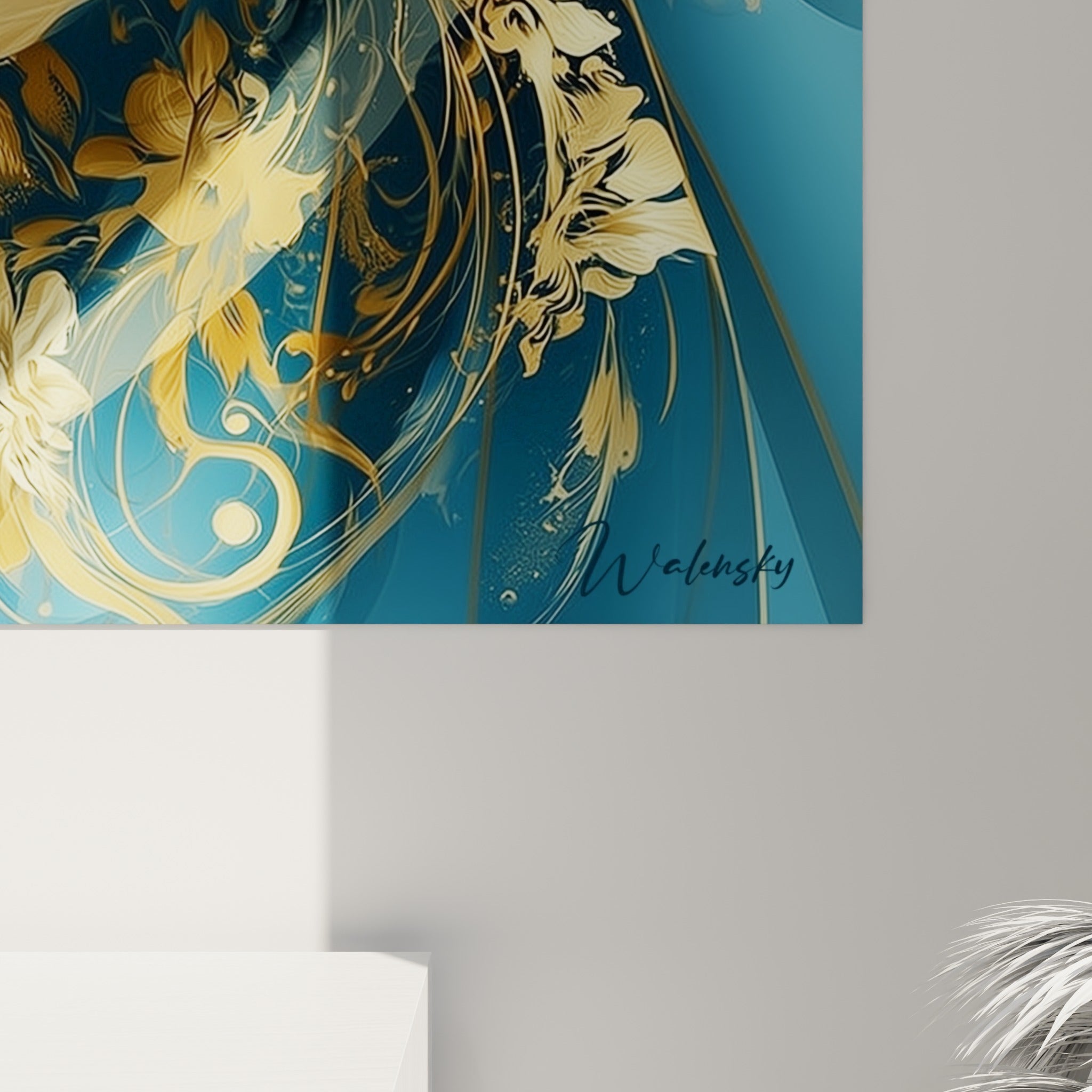 Détail du tableau montrant les volutes dorées et les nuances de bleu se fondant dans la matière imprimée.