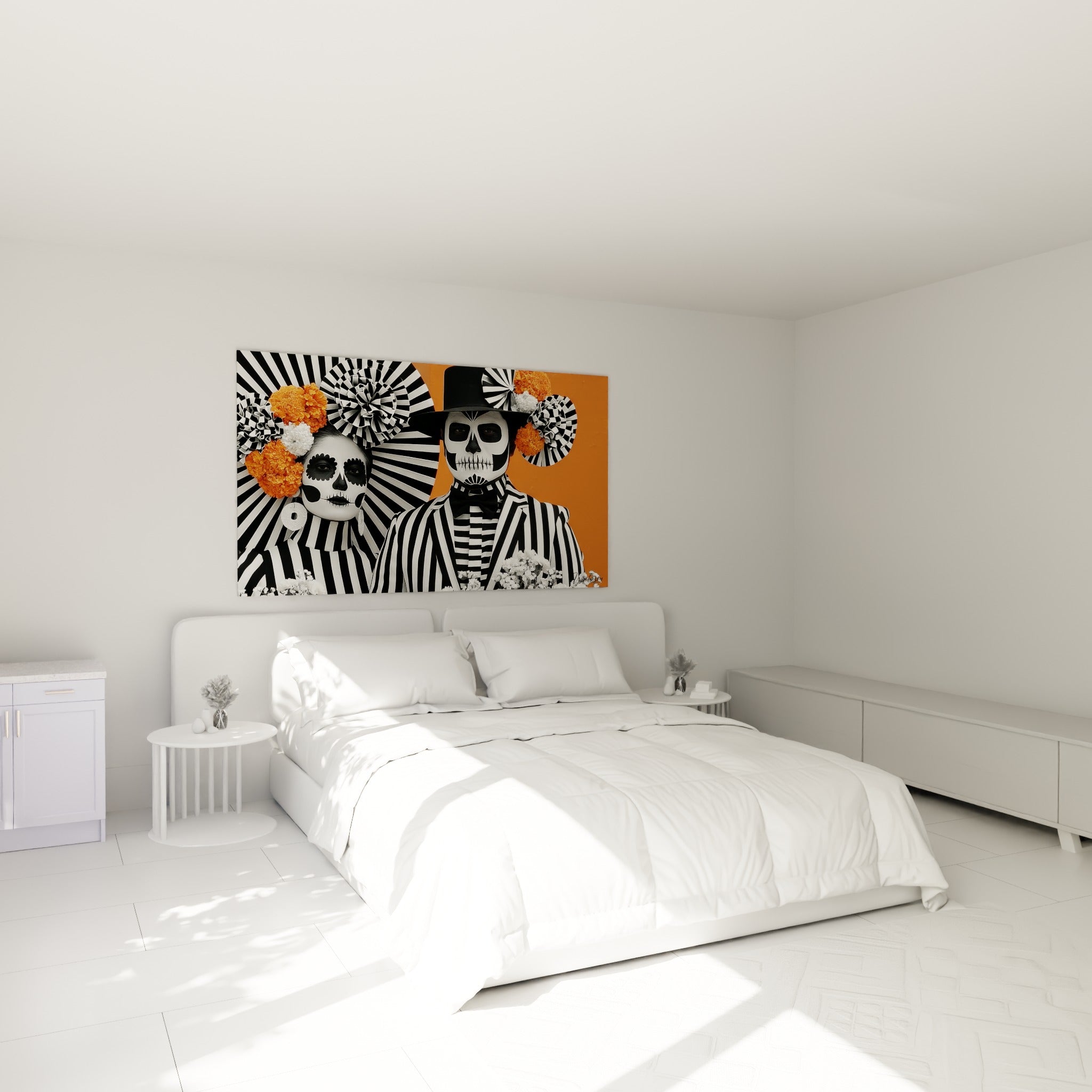 Visages peints du Dia de los Muertos, rayures anthracite et fleurs orange, au-dessus d'un lit dans une chambre claire