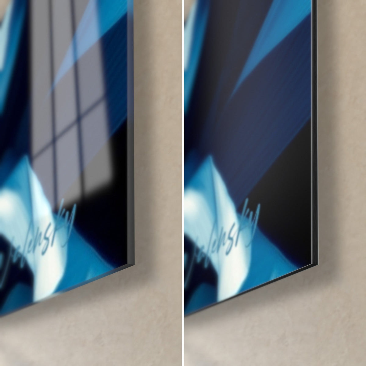 Tableau visages de squelette bleu cobalt et blanc, coin bas droit : verre acrylique brillant à gauche, alu Dibond mat à droite, tranche de 3 mm