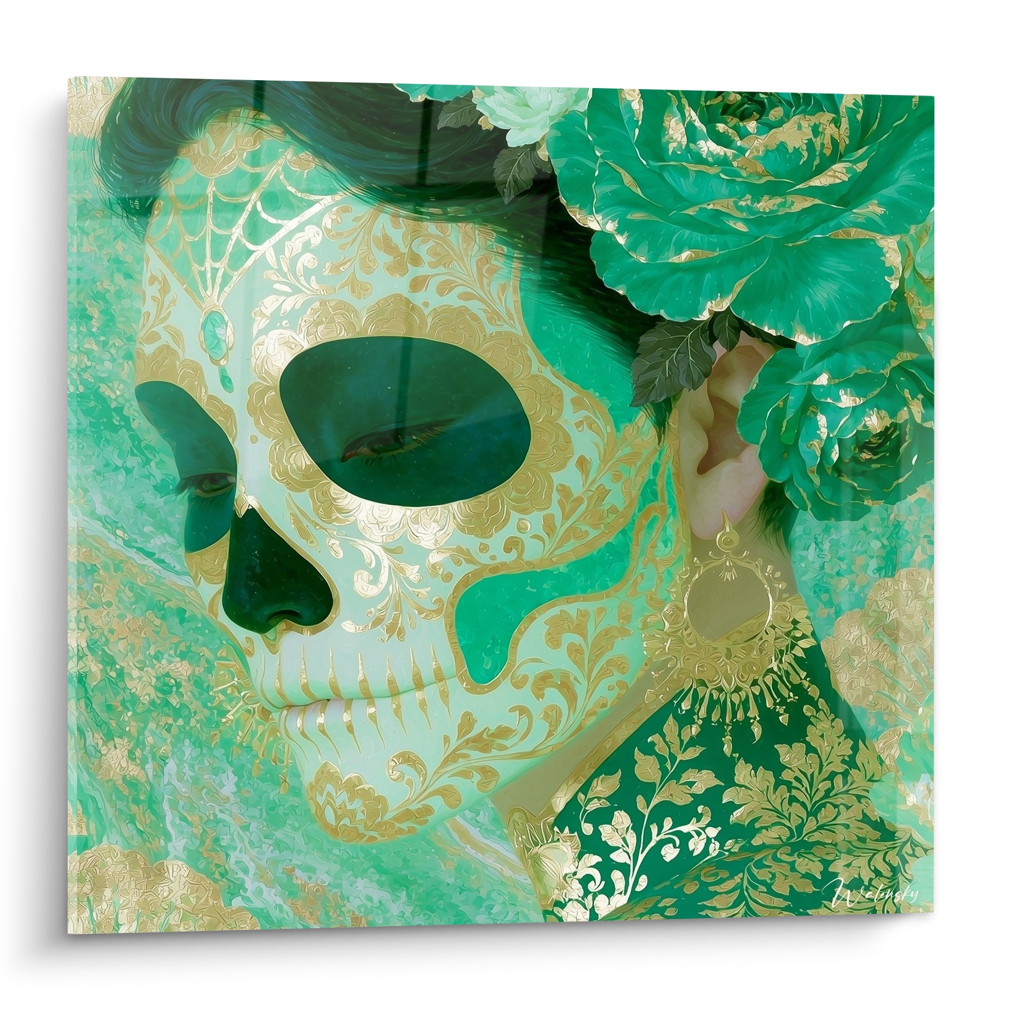 Visage émeraude au maquillage doré orné de fleurs vertes, style Dia de los Muertos raffiné