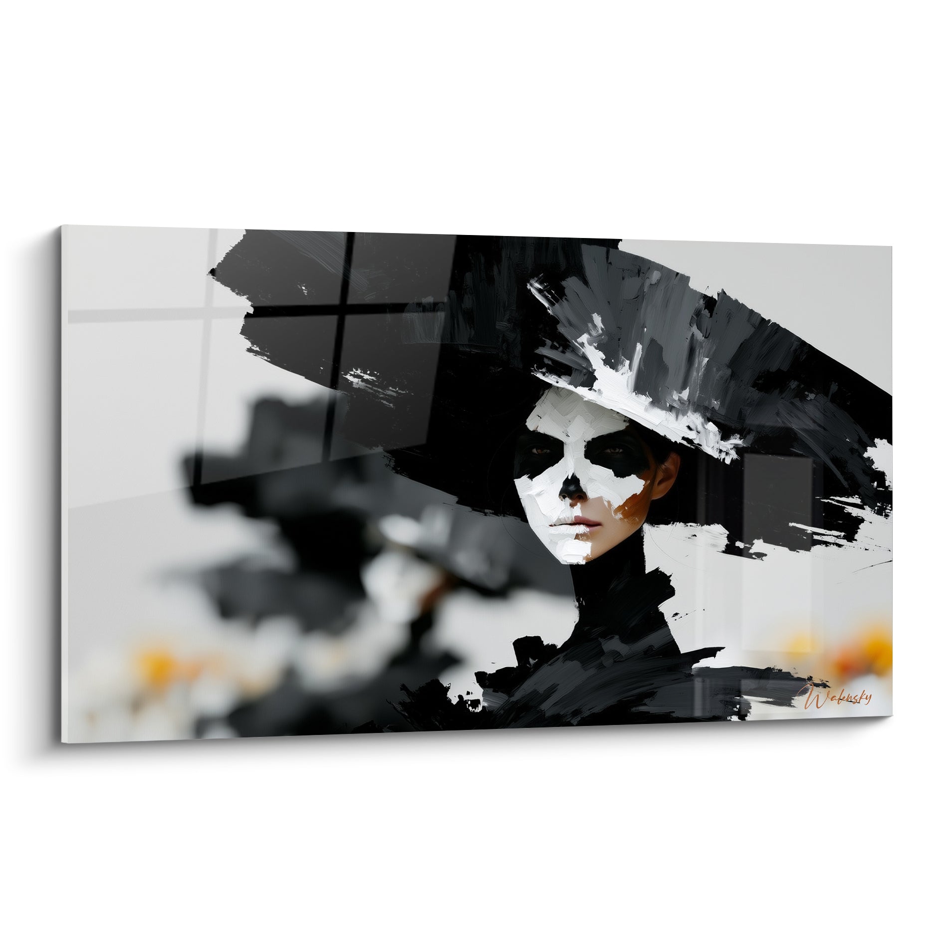 Femme au visage peint façon Dia de los Muertos, chapeau noir et blanc, touche ocre en fond