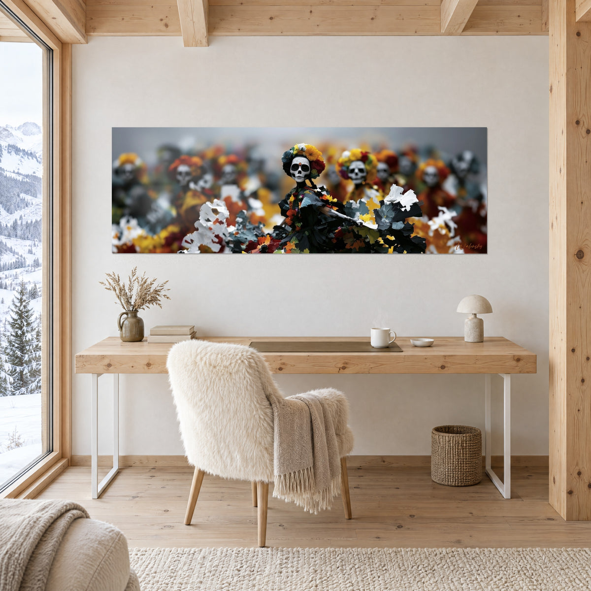 Panoramagemälde von Calaveras mit gelben und purpurroten Kränzen, schwarzes Kleid aus gefaltetem Papier, über einem Holzschreibtisch hängend