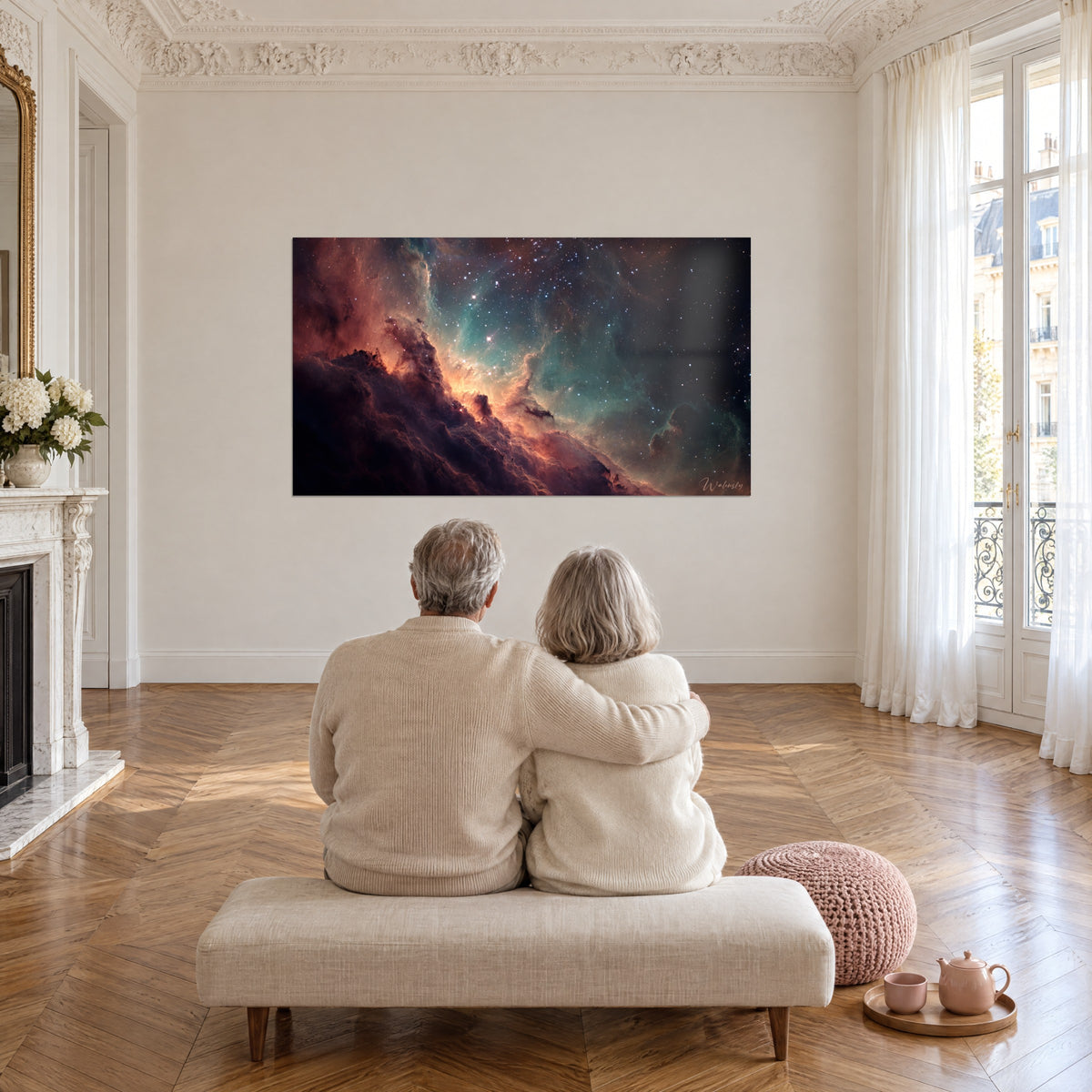 Cuadro espacio profundo, acantilado cósmico púrpura y dorado, cielo verde azulado salpicado de estrellas, salón haussmanniano con banco crema