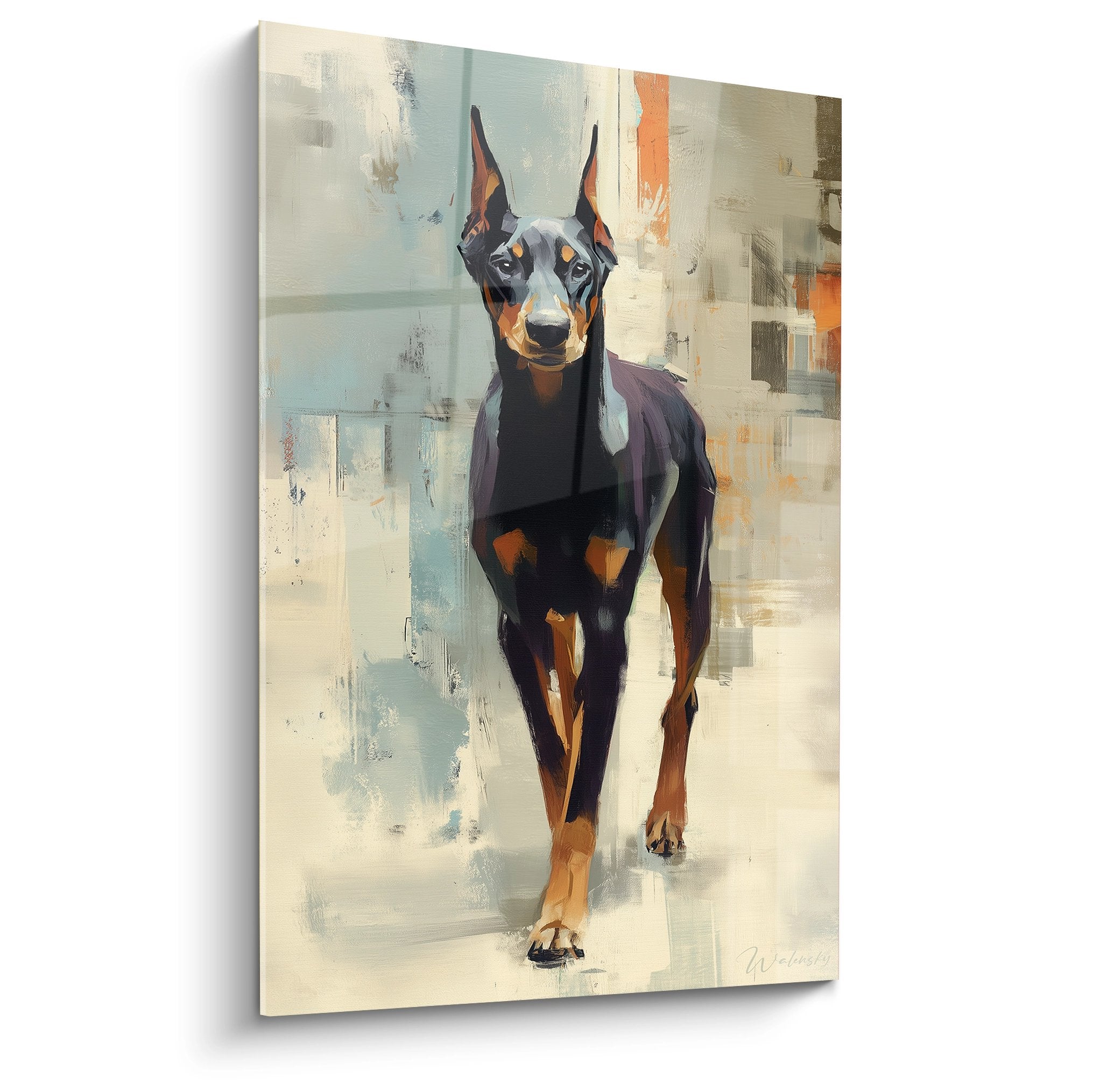 Tableau moderne d'un Doberman noir et feu en mouvement sur fond abstrait beige et orange