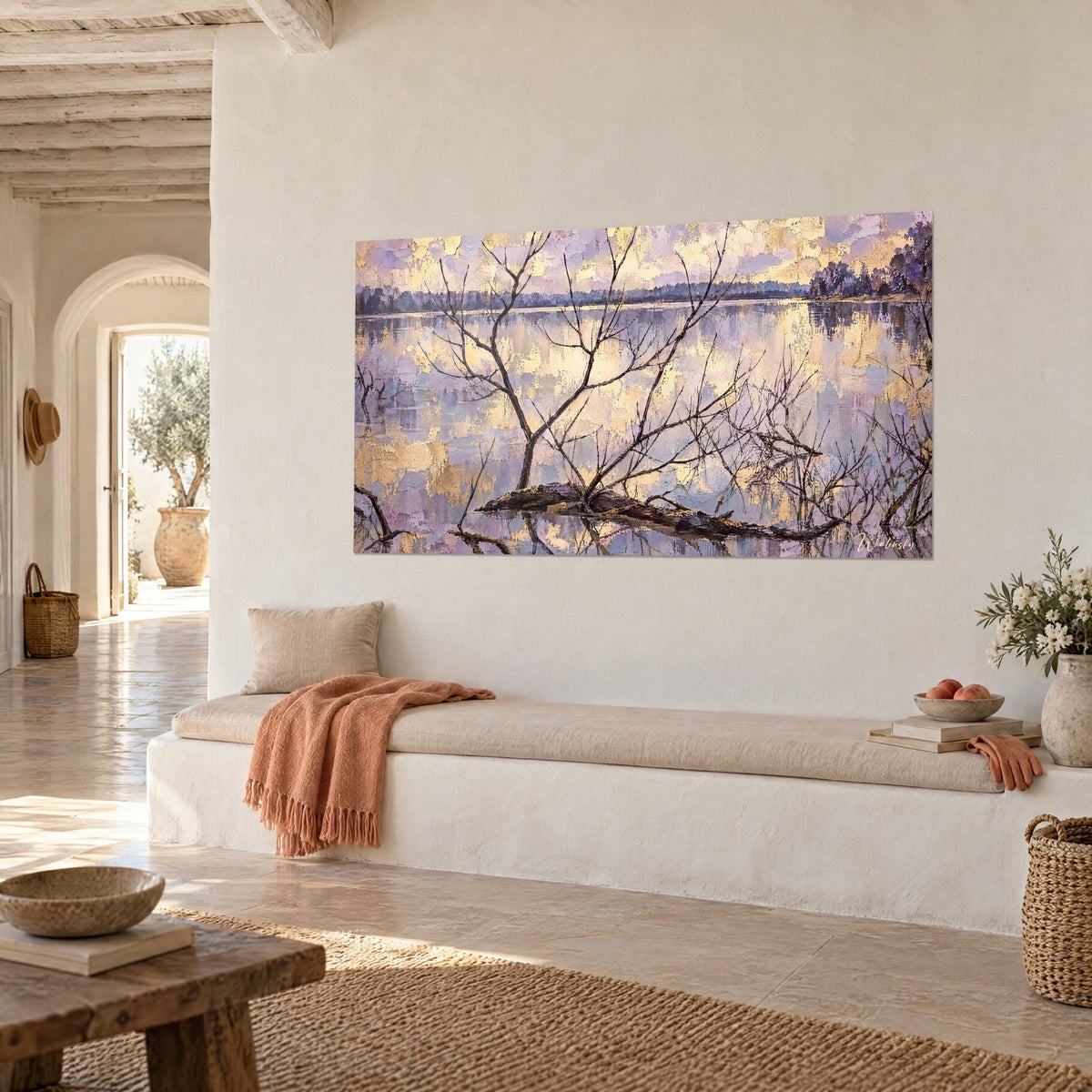 Cuadro árbol muerto inclinado sobre un lago, cielo de pasteles malva y dorados, vista de tres cuartos en una casa mediterránea