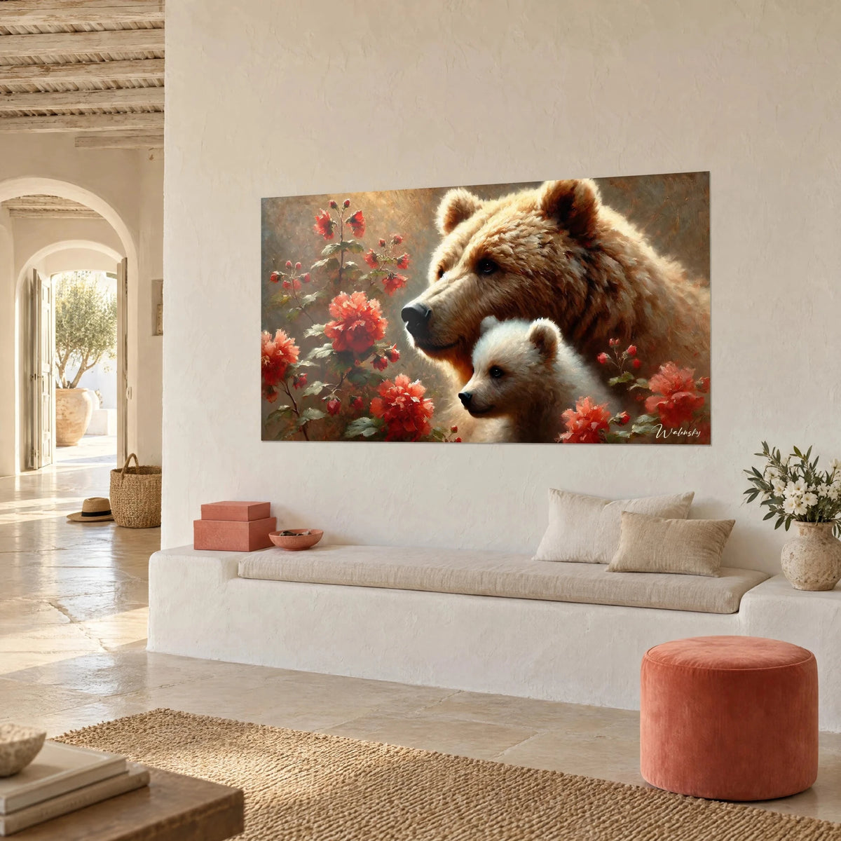 Tableau portrait d'une grande ourse au pelage miel et de son petit blanc, pivoines orangées, accroché dans une maison méditerranéenne