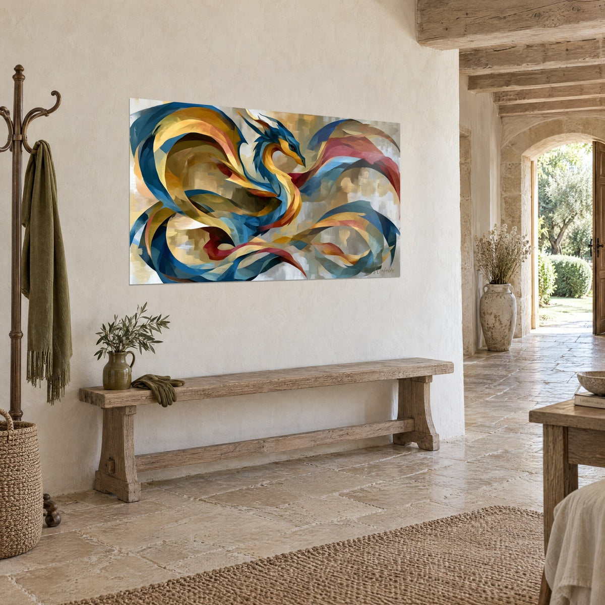 Tableau créature mythique aux volutes ocre et bleu nuit, tête dorée tournée vers la droite, accroché au-dessus d'un banc en bois rustique