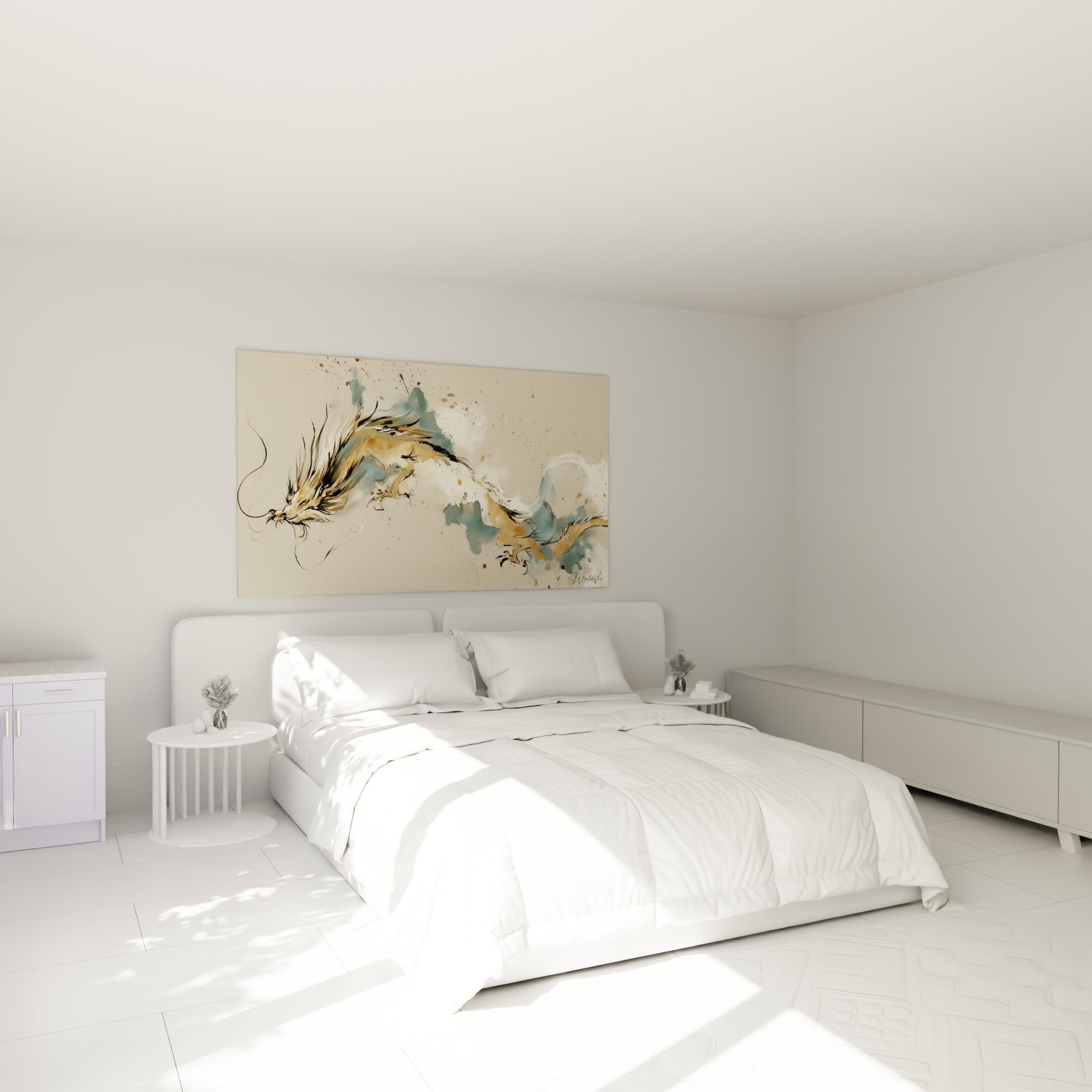 Créature sinueuse ocre et bleu poudré accrochée au-dessus d'un lit dans une chambre claire