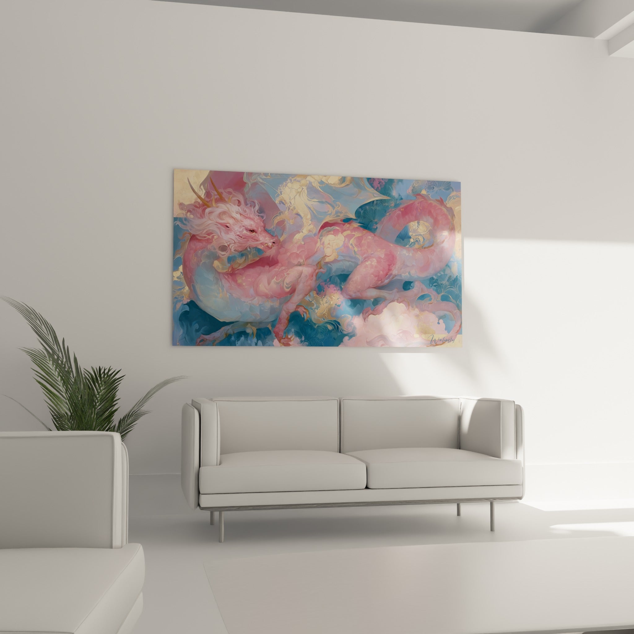 Silhouette sinueuse rose poudré et bleu profond suspendue au-dessus d'un canapé dans un salon lumineux