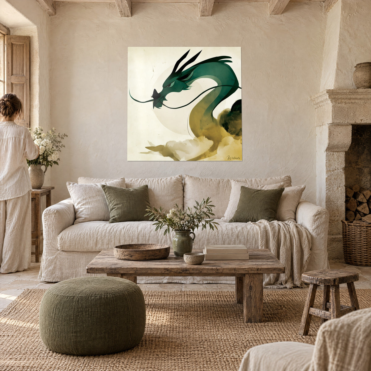 Tableau dragon chinois émeraude lové devant une lune pâle, nuages ocre, moustache noire fine, au-dessus d'un canapé dans un salon lumineux