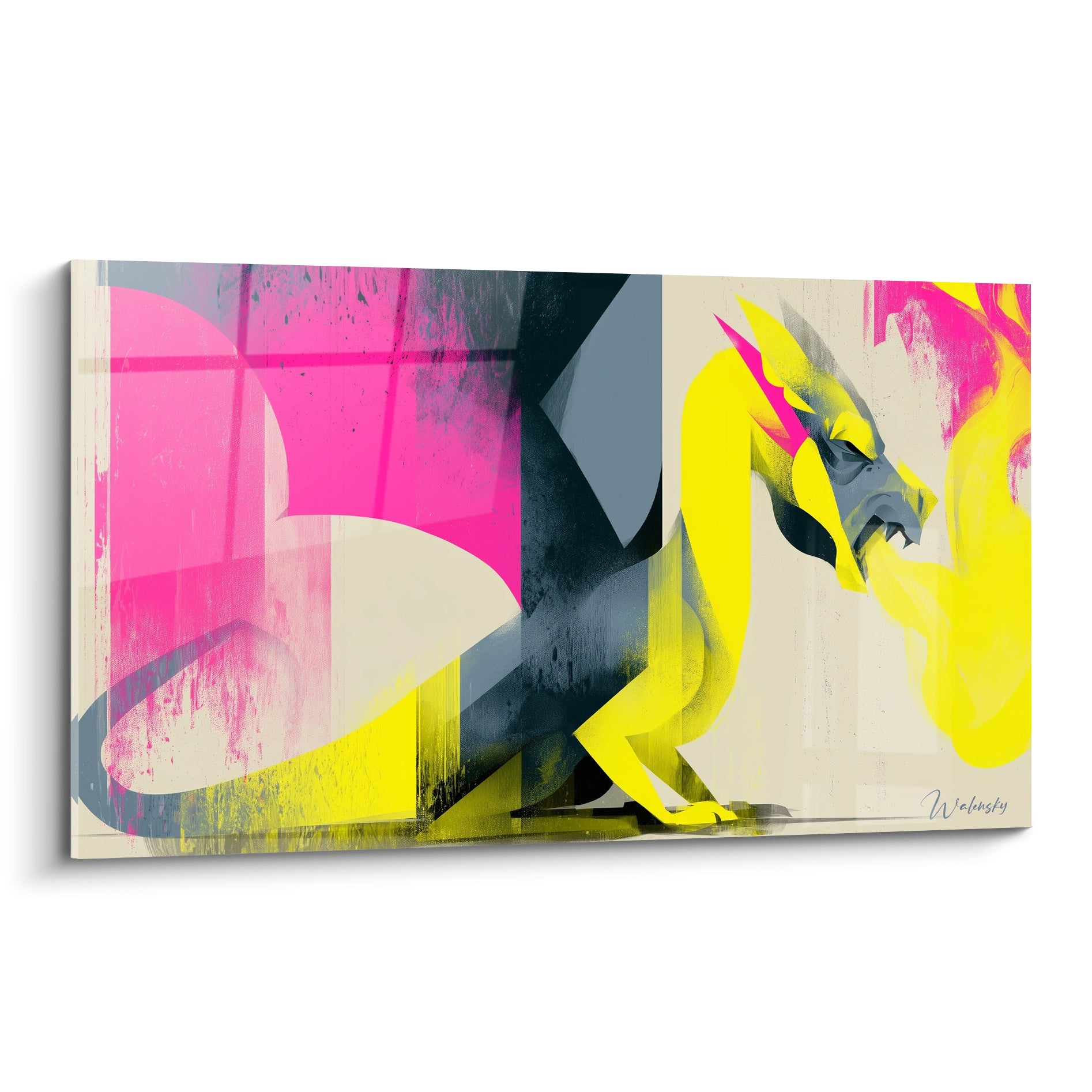 Dragon jaune fluo accroupi, cornes roses et corps anthracite sur fond géométrique éclaté