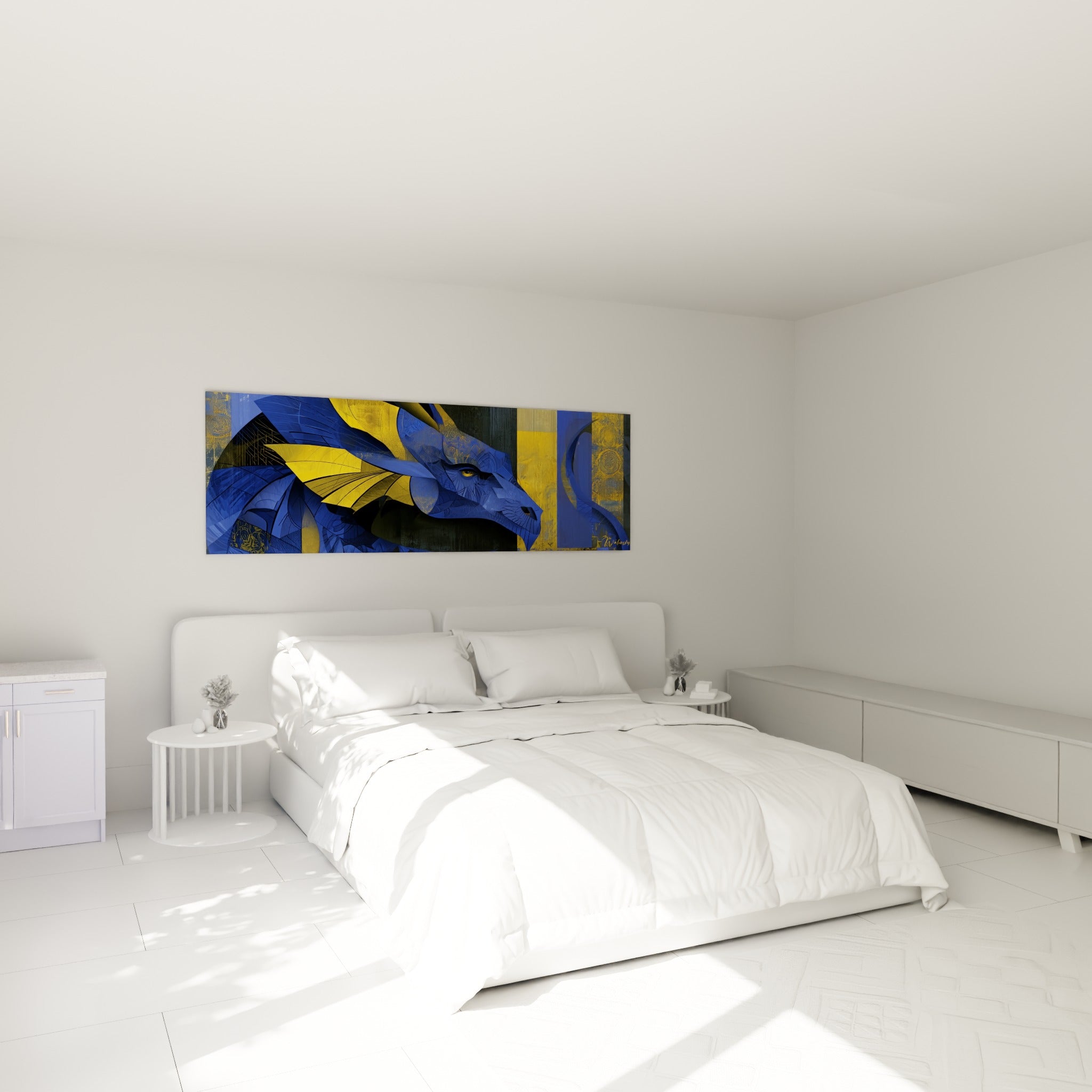 Créature mythique bleu et or aux formes anguleuses, au-dessus d'un lit dans une chambre claire