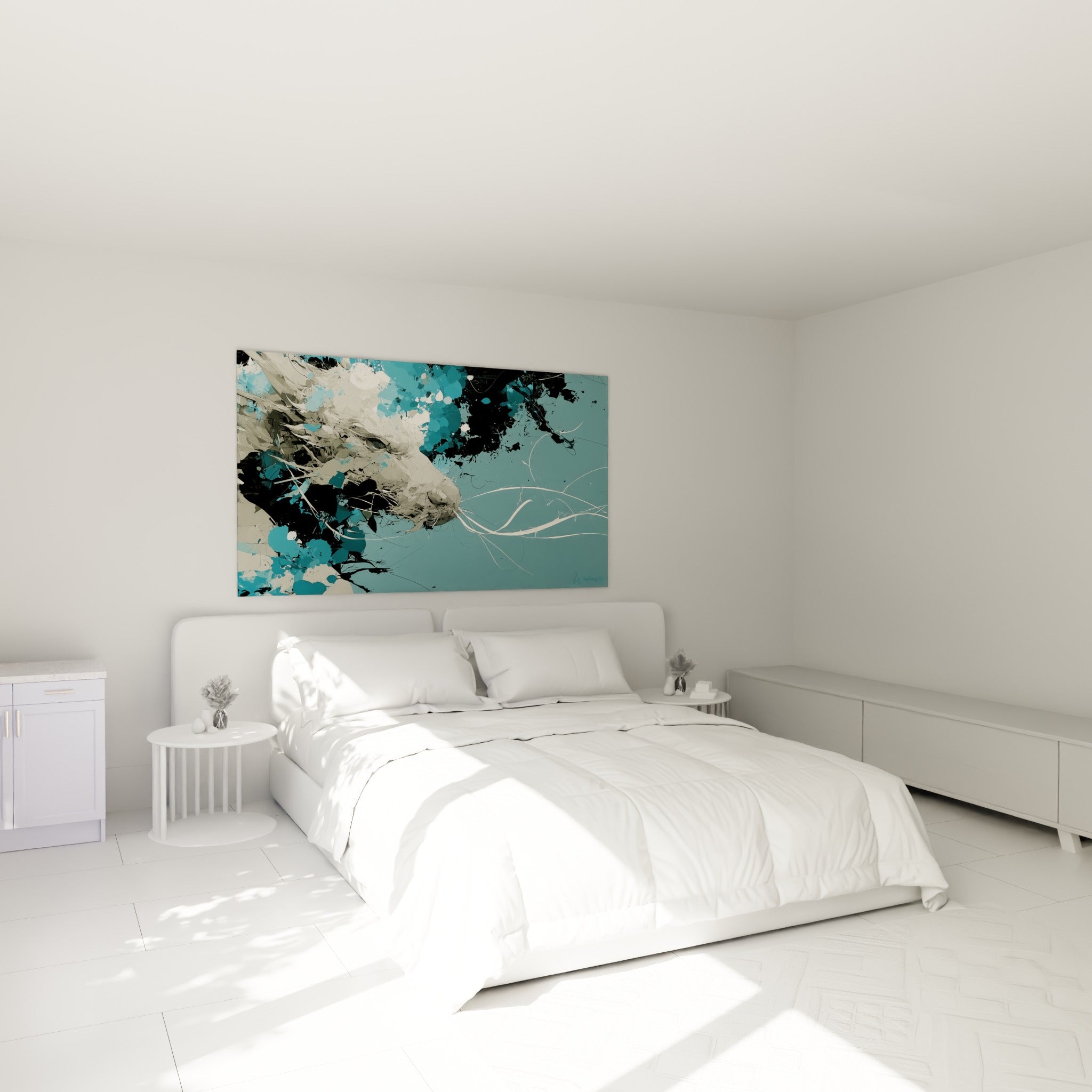 Créature mythique grise aux touches turquoise, accrochée au-dessus d'un lit dans une chambre claire