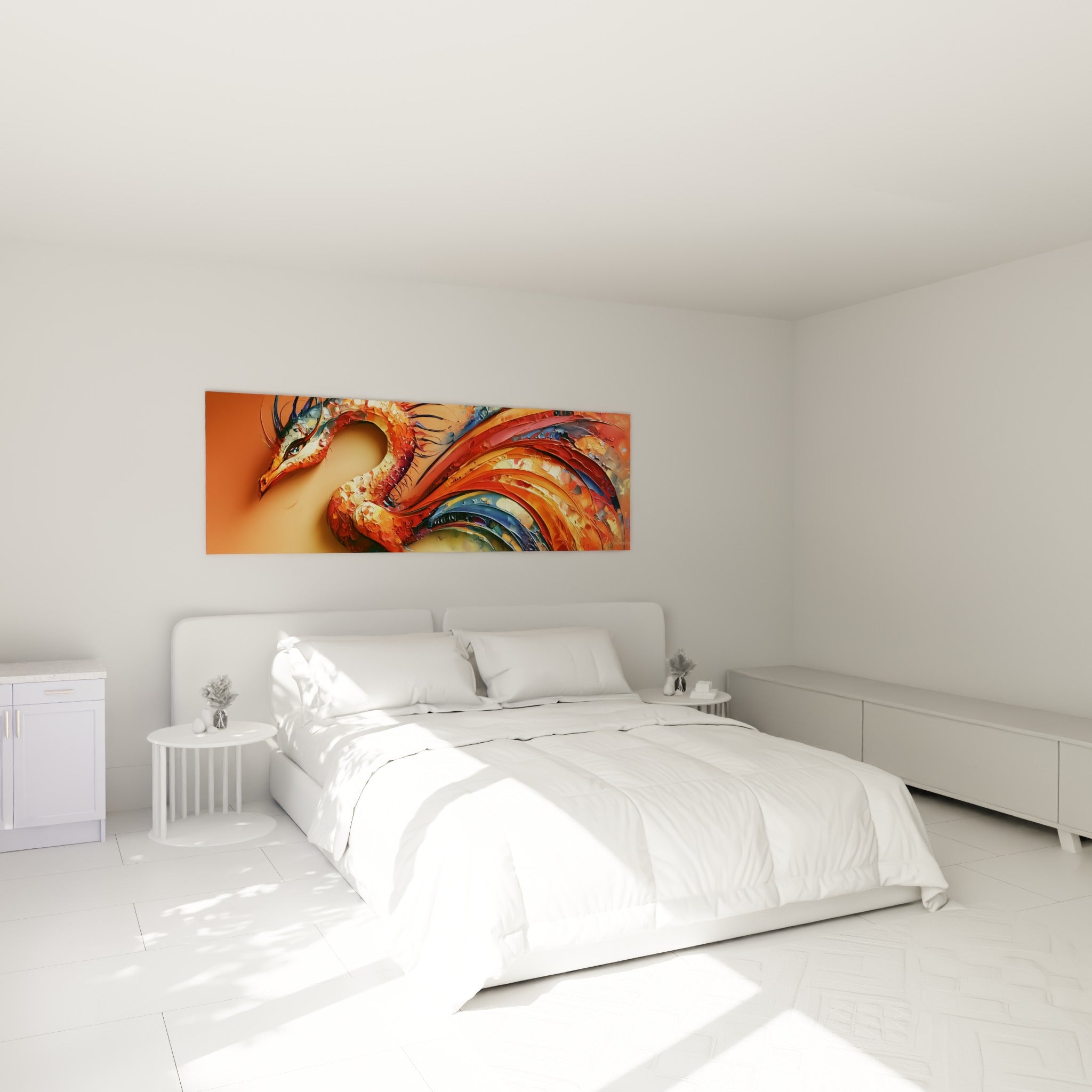 Créature mythique aux écailles terracotta et bleues déployée au-dessus d'un lit dans une chambre claire